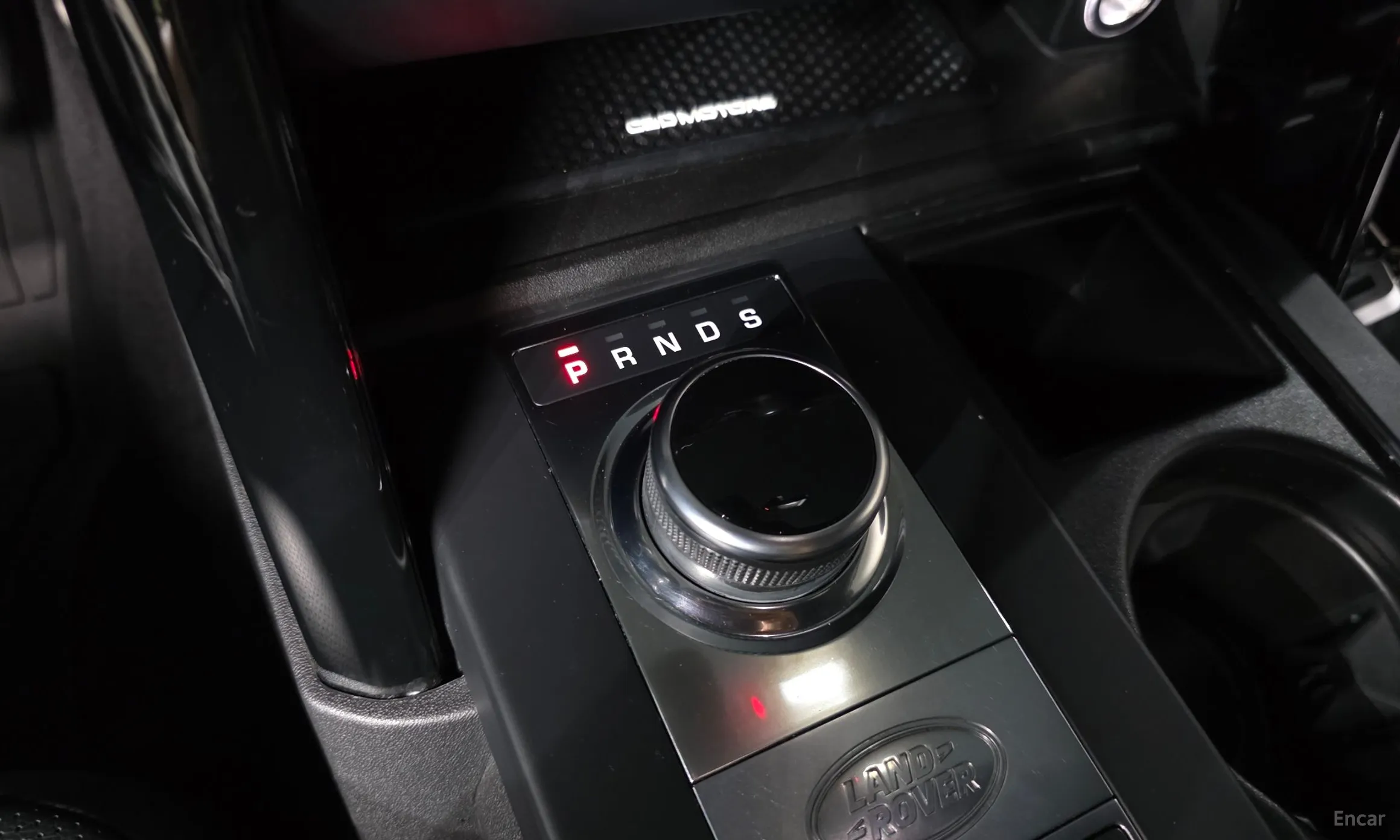 Land Rover Discovery 5 превью 9