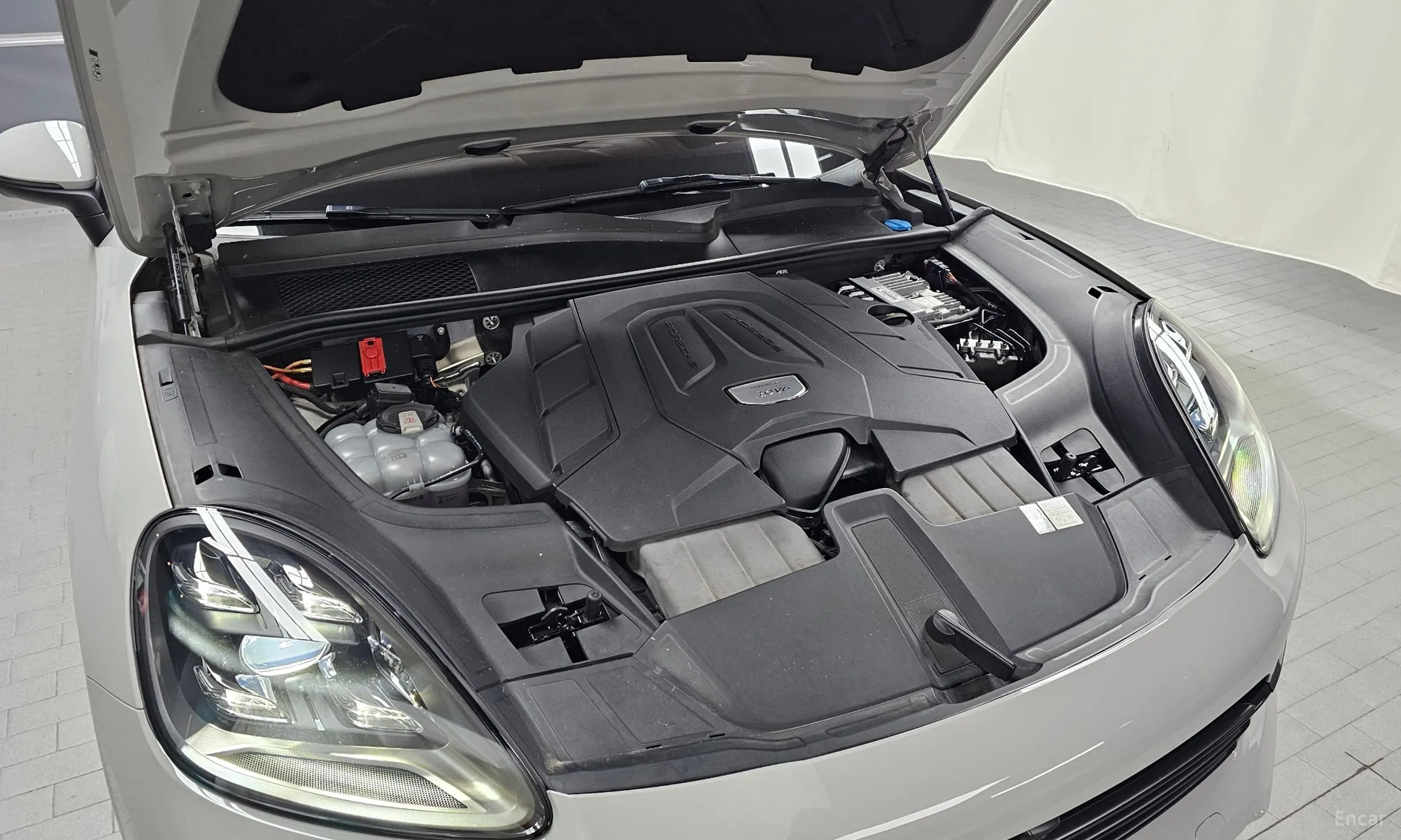 Porsche Cayenne (PO536) превью 6
