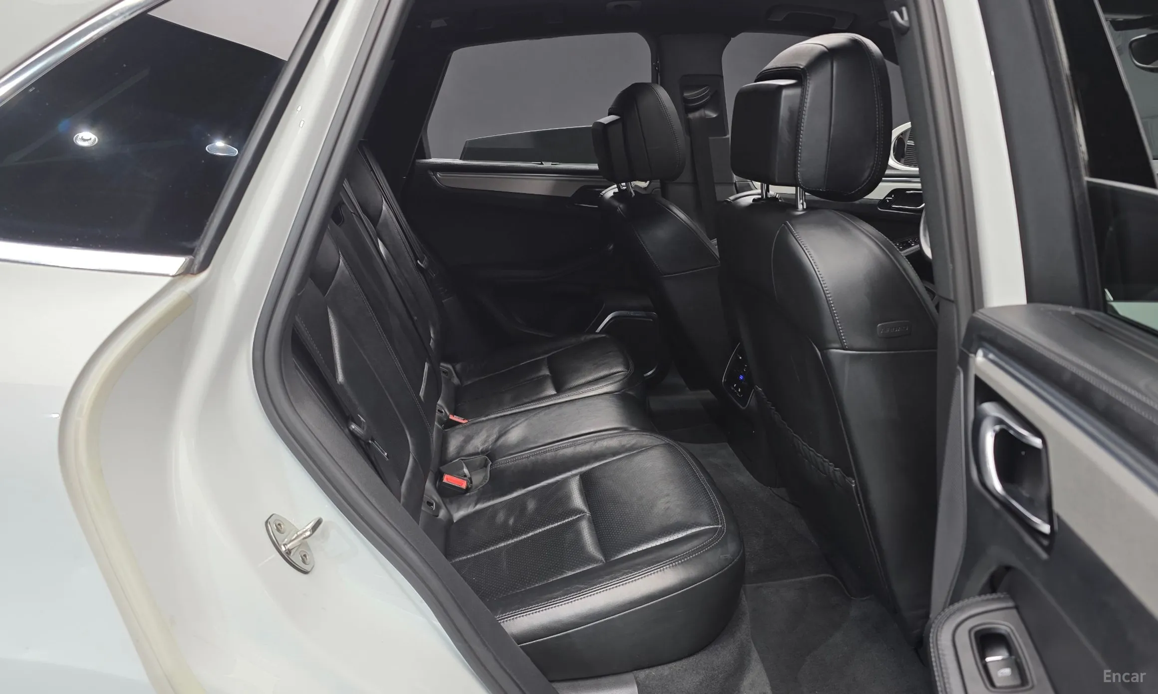 Porsche Macan превью 11