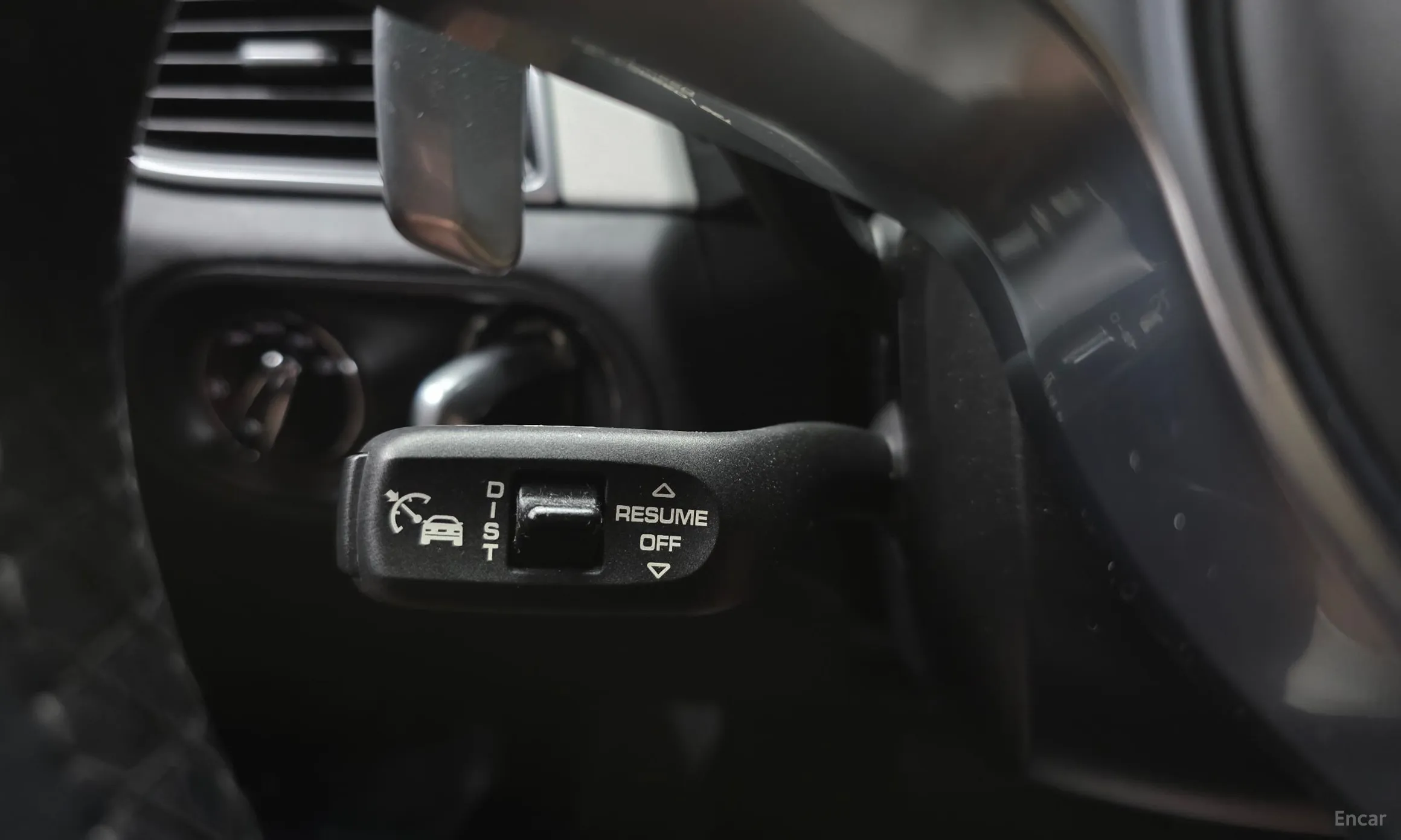 Porsche Macan превью 16