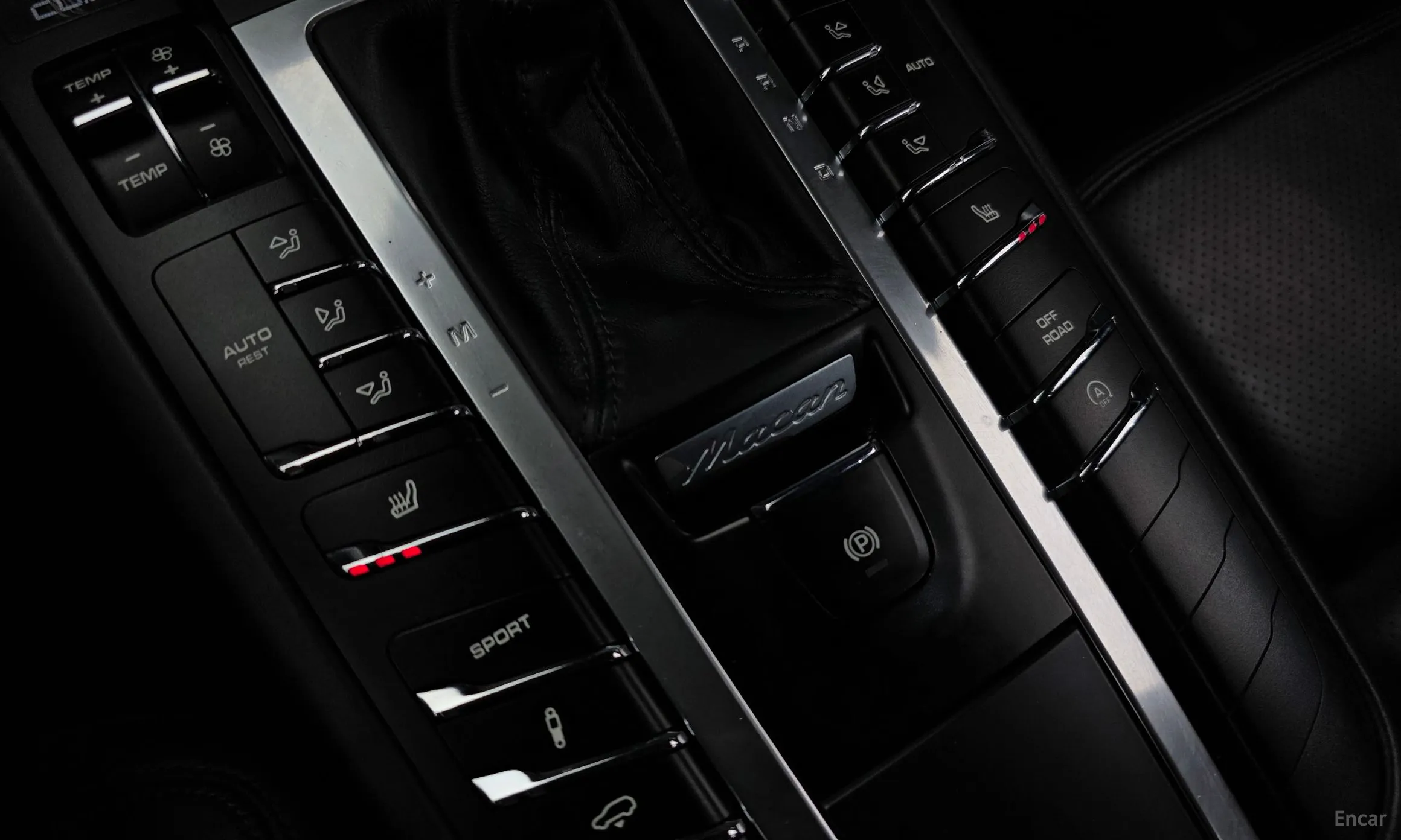 Porsche Macan превью 18