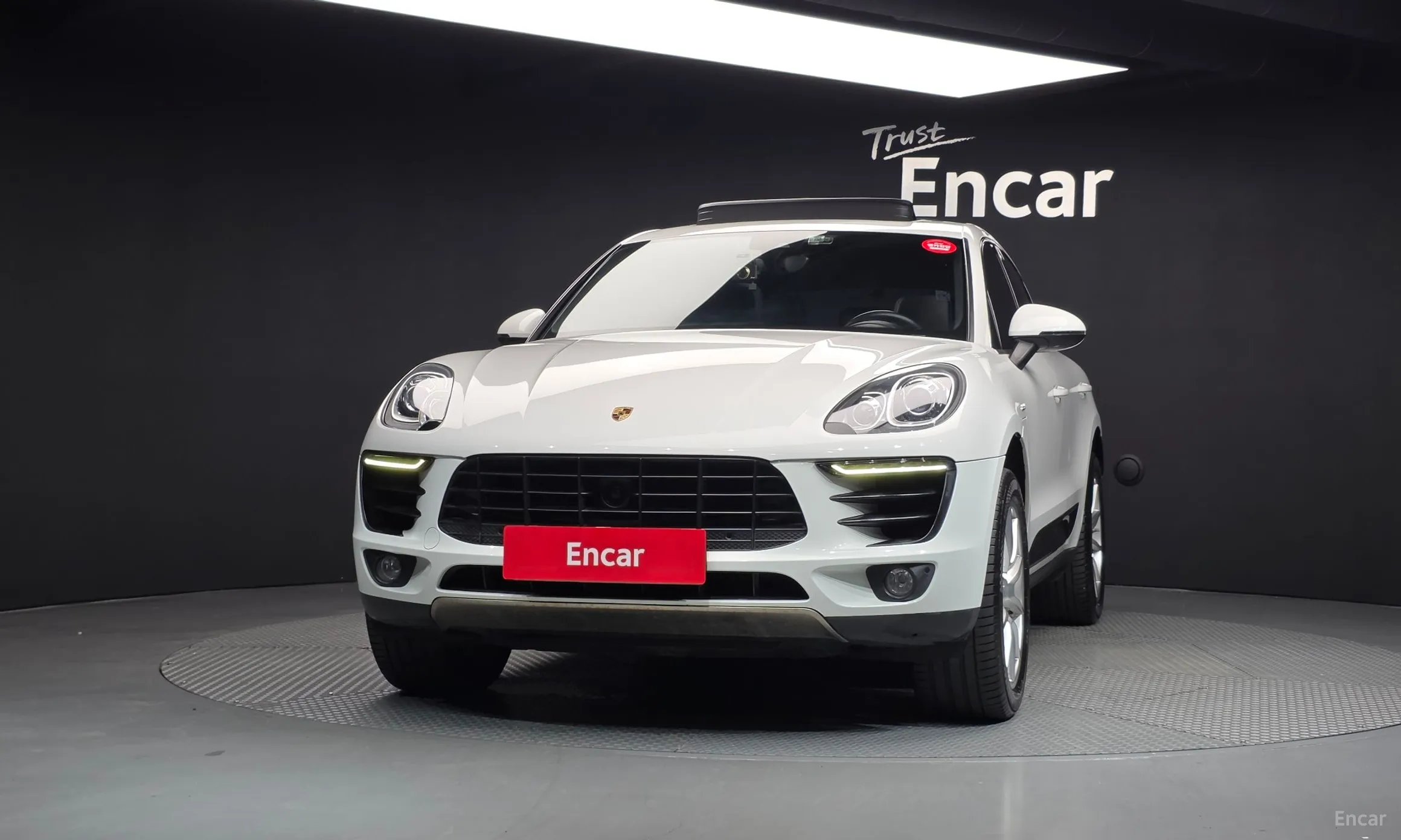 Porsche Macan превью 3