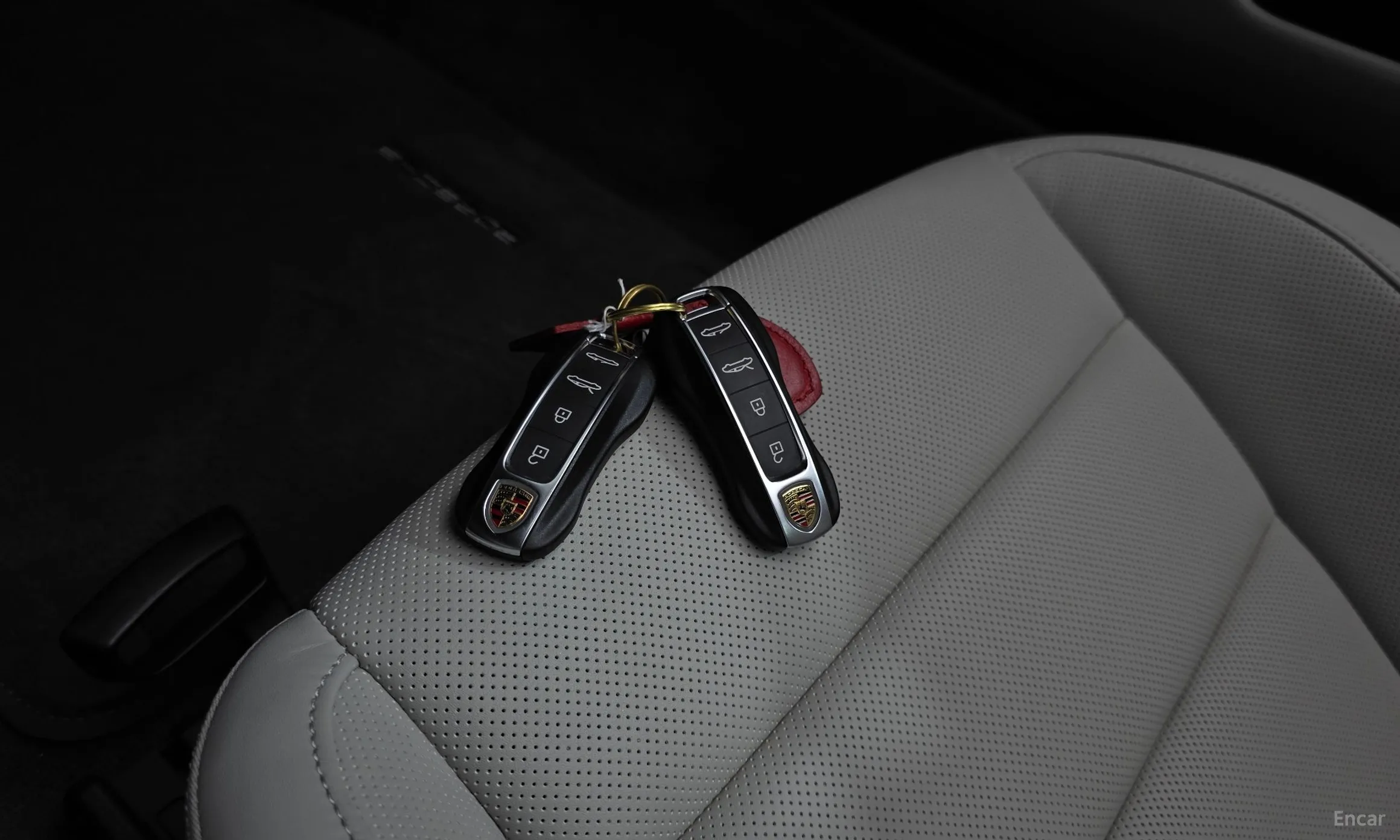 Porsche 911 (992) превью 19
