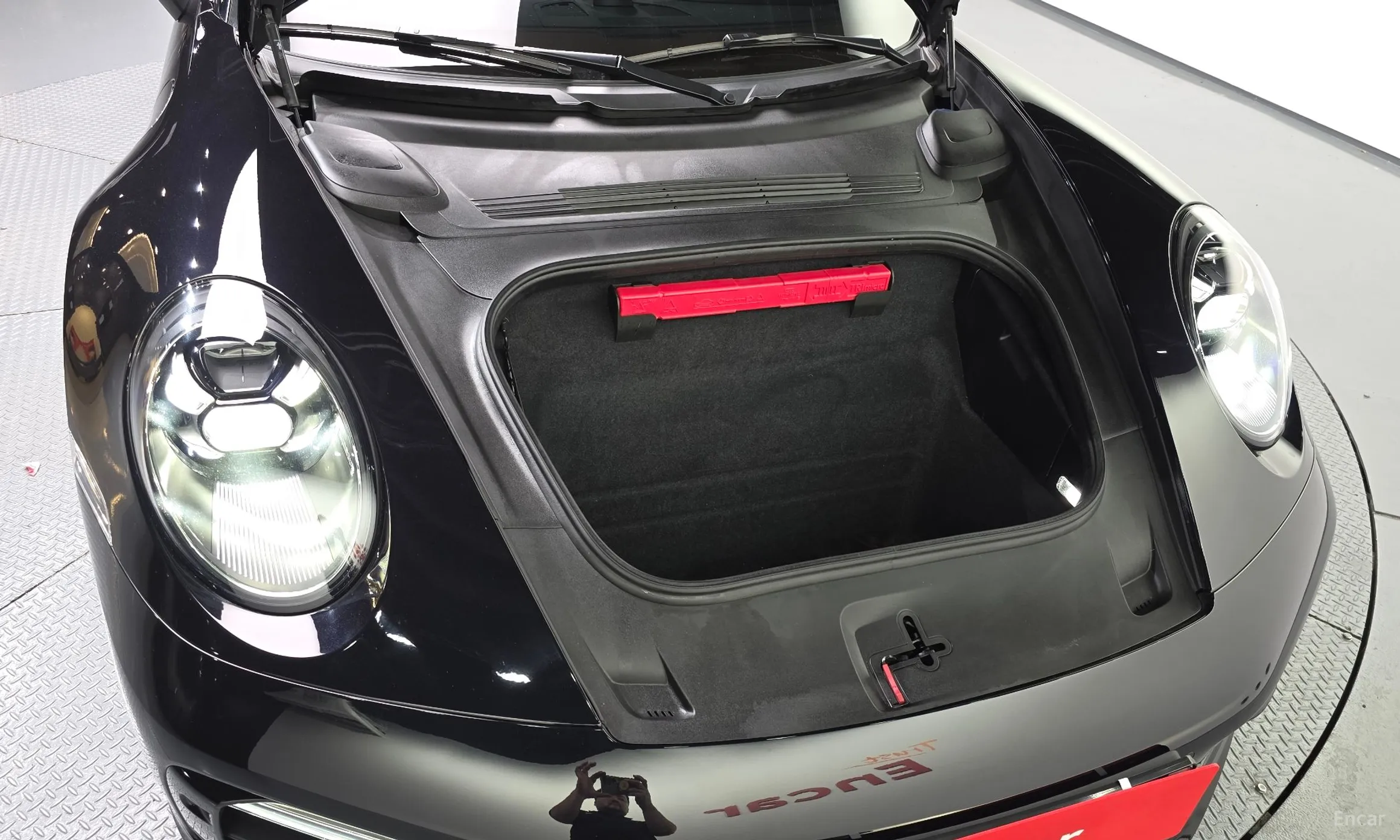Porsche 911 (992) превью 6