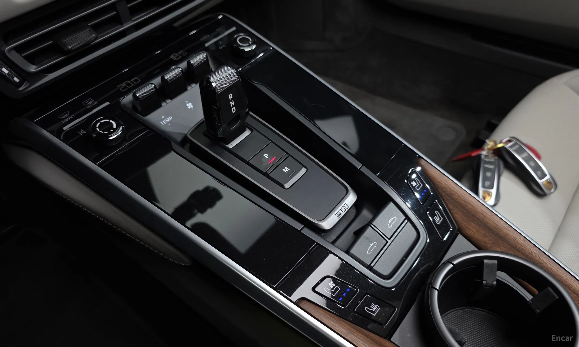 Porsche 911 (992) превью 9
