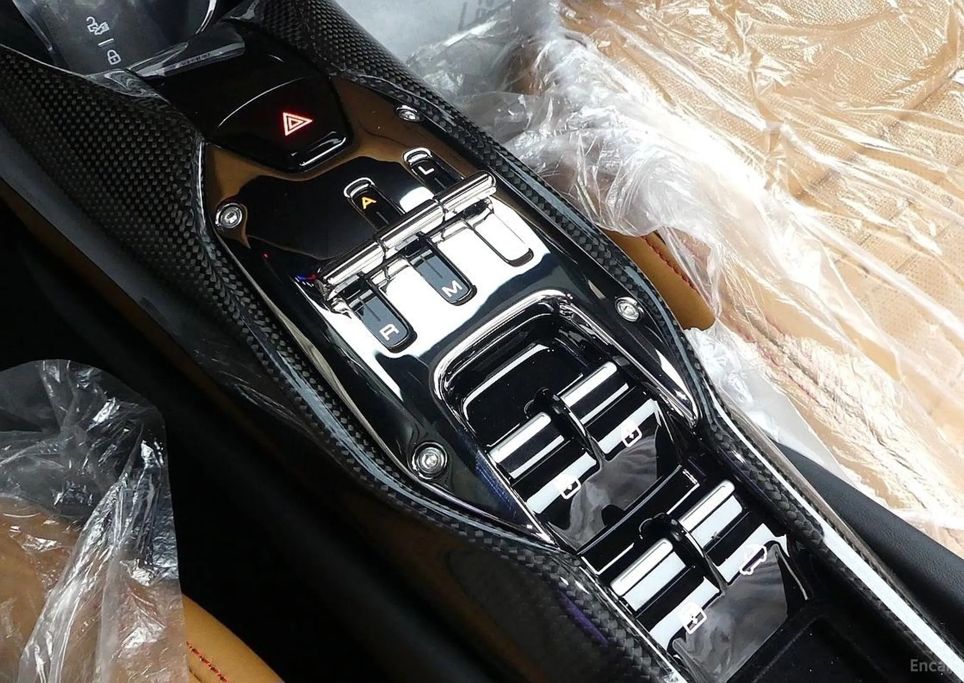 Ferrari 296 GTS превью 9
