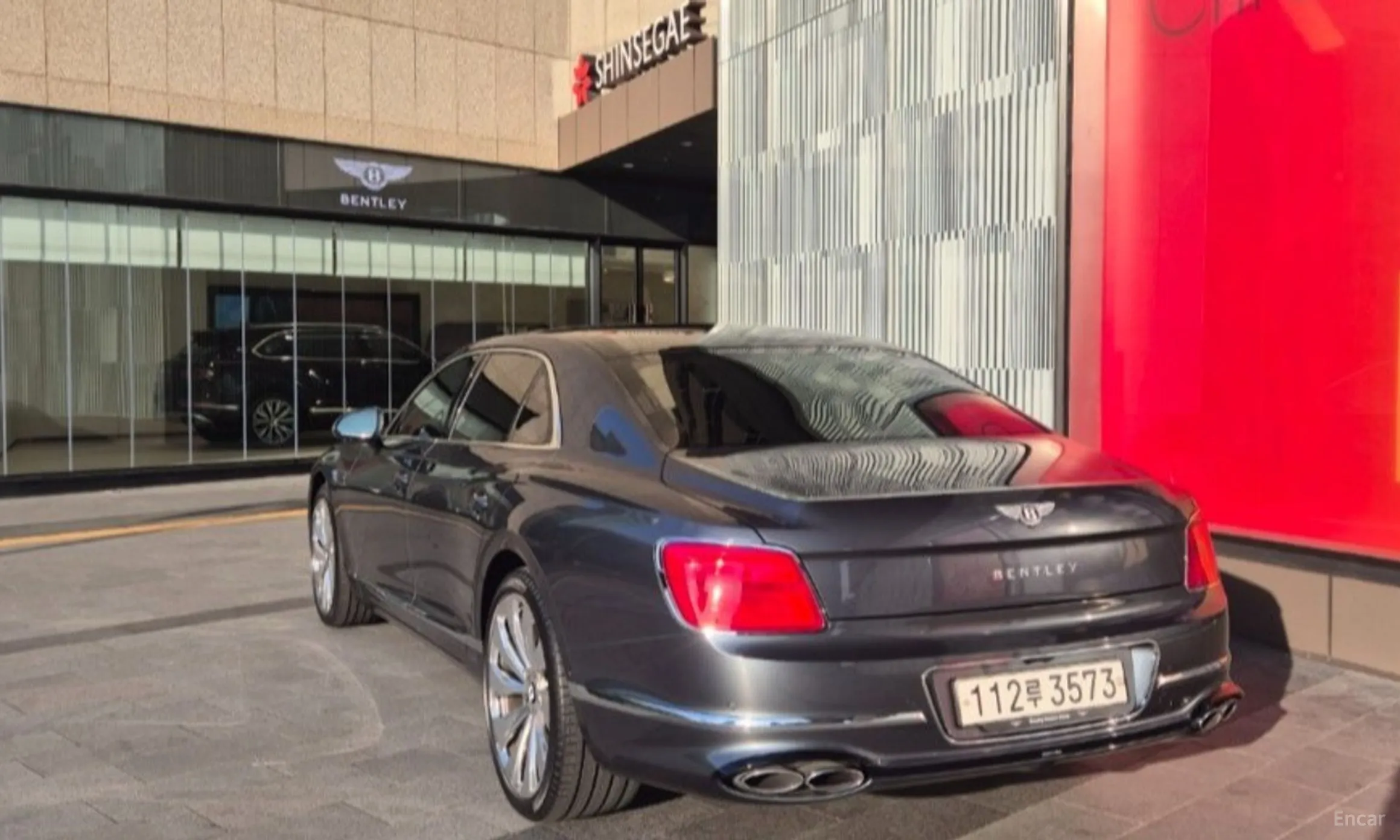 Bentley Flying Spur 3rd Generation превью 4