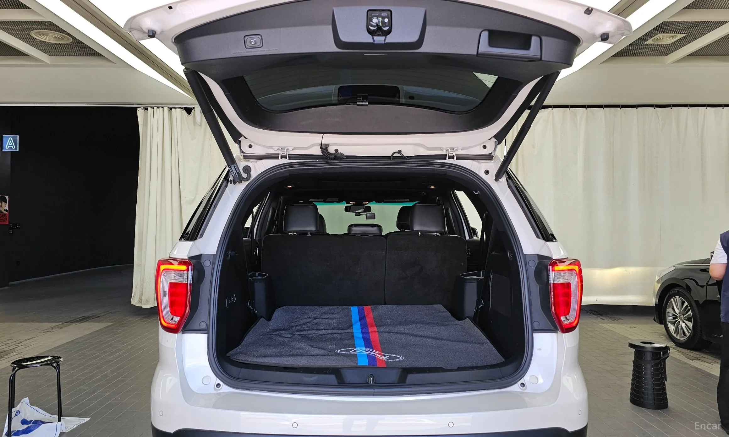 Ford Explorer превью 20