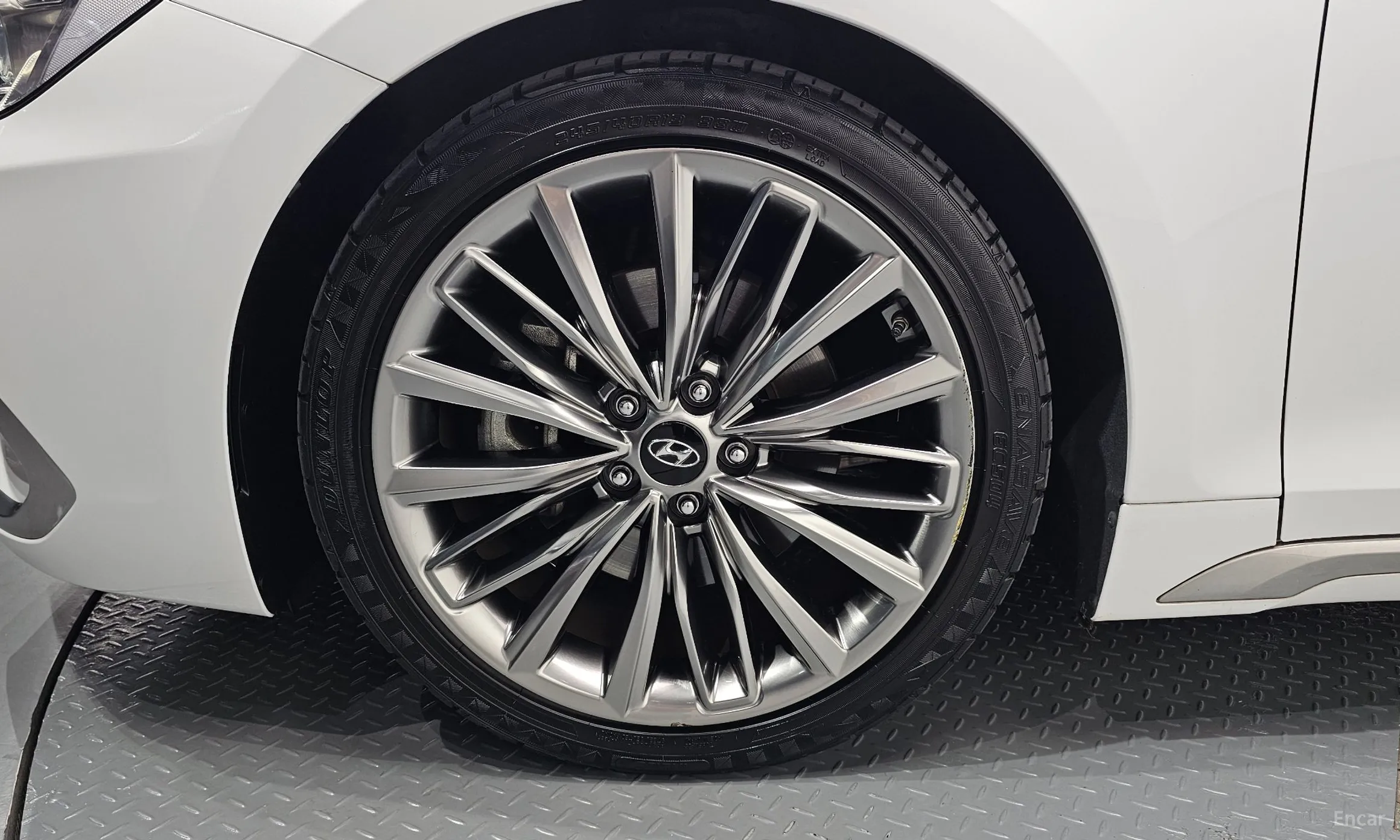 Hyundai Grandeur IG превью 5