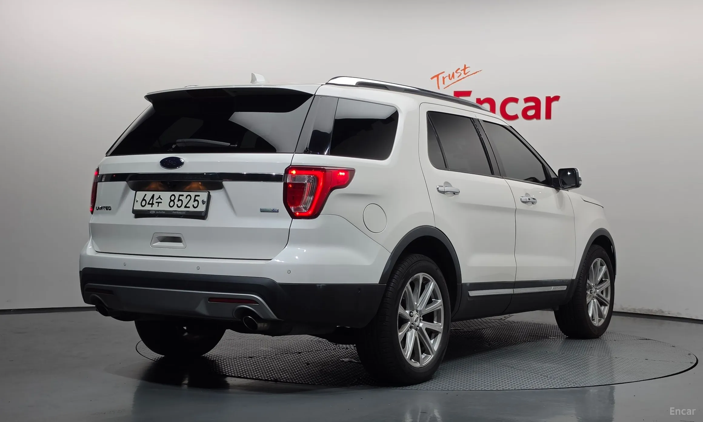 Ford Explorer превью 2
