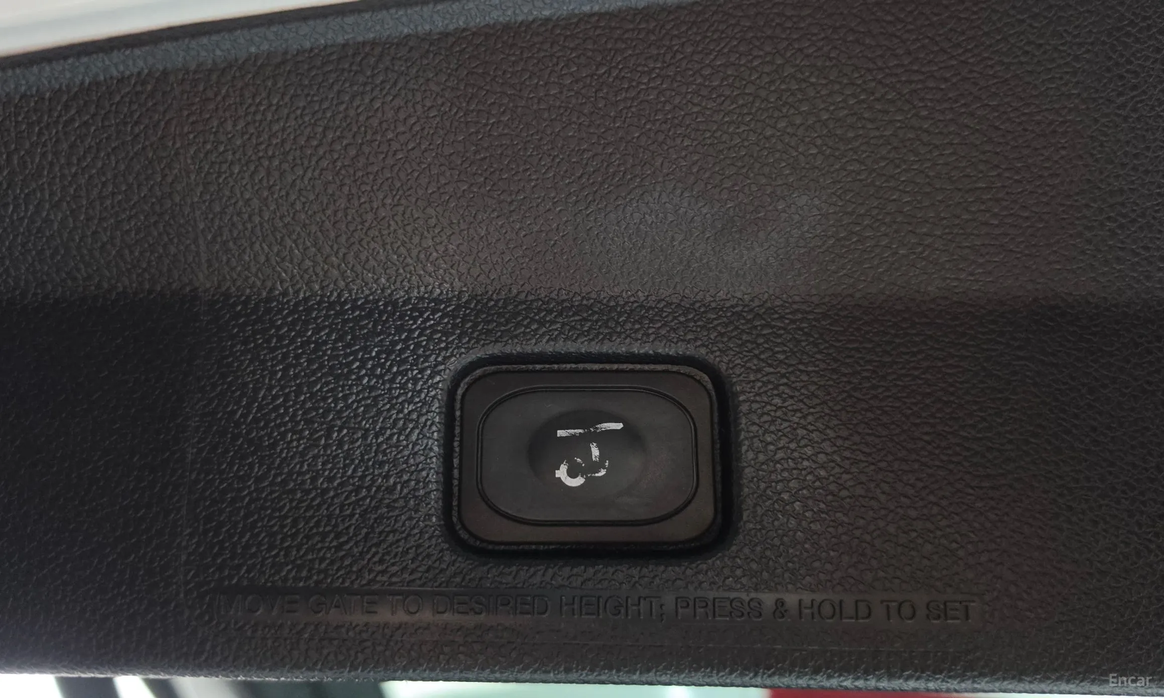 Ford Explorer превью 19