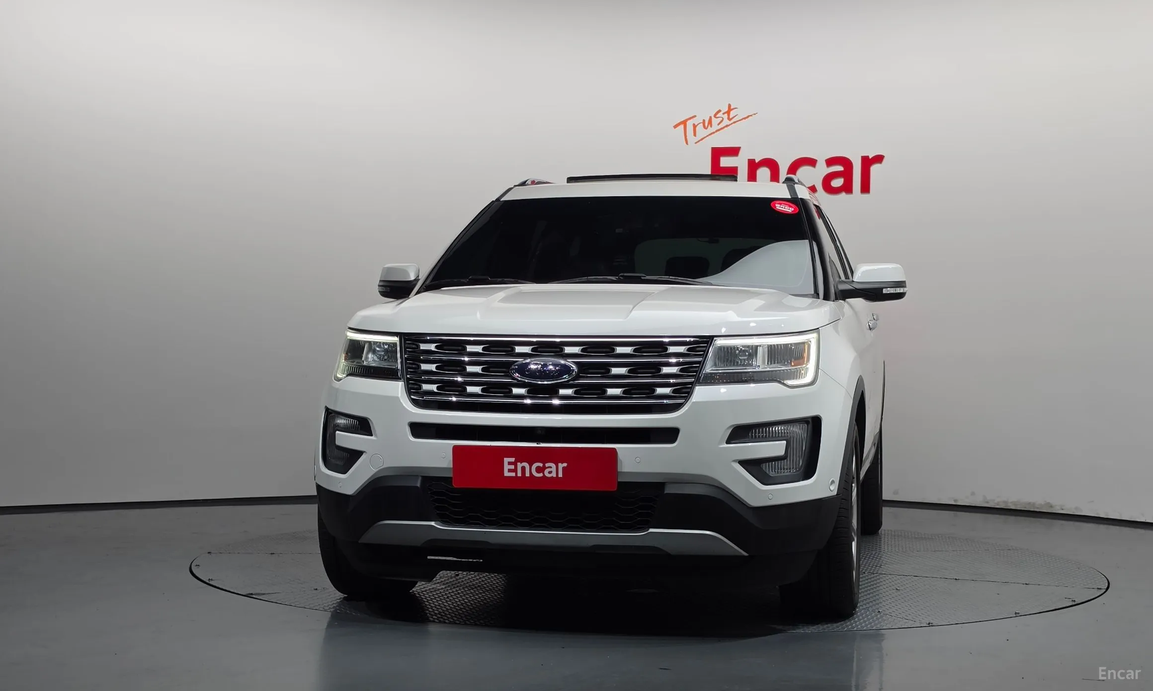 Ford Explorer превью 3