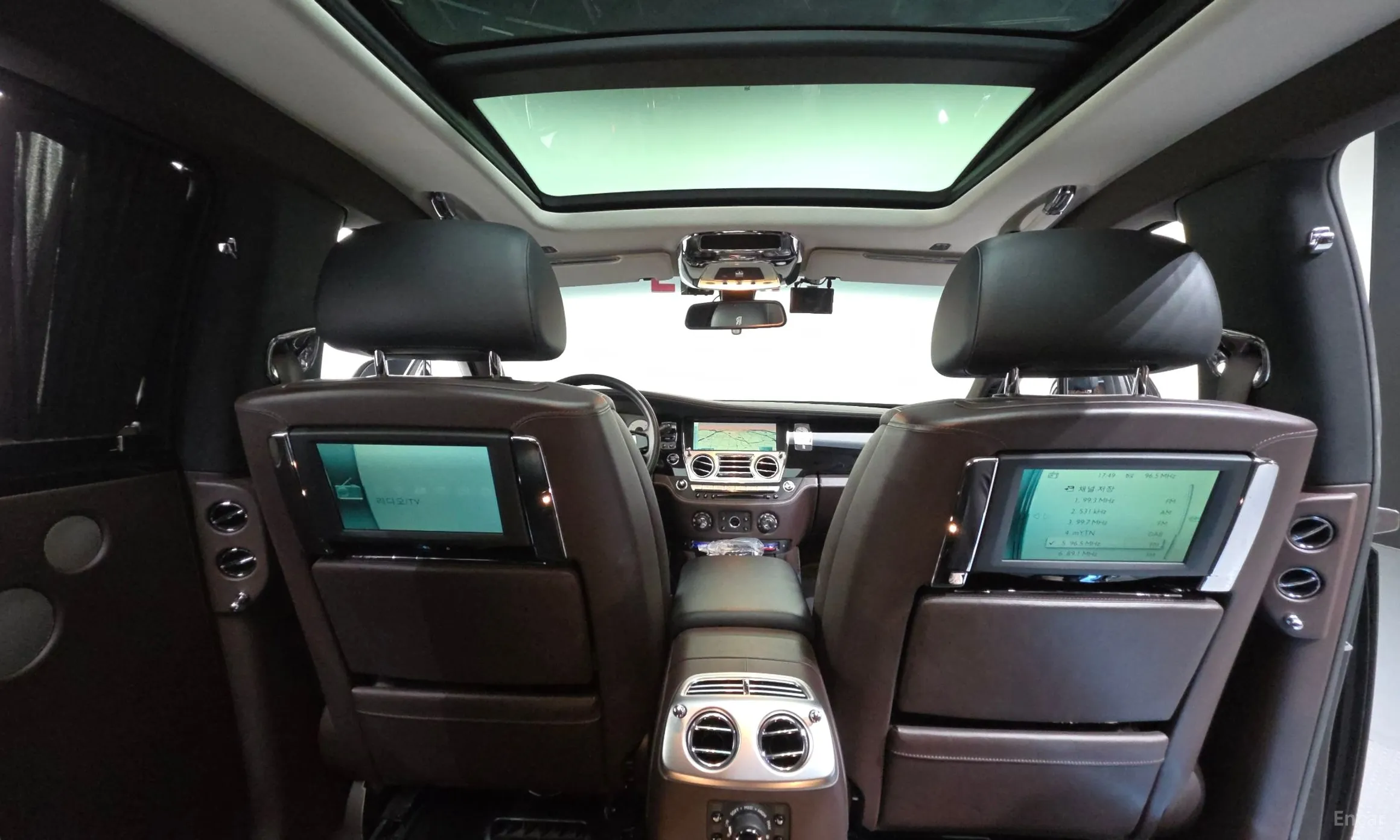 Rolls-Royce Ghost превью 18