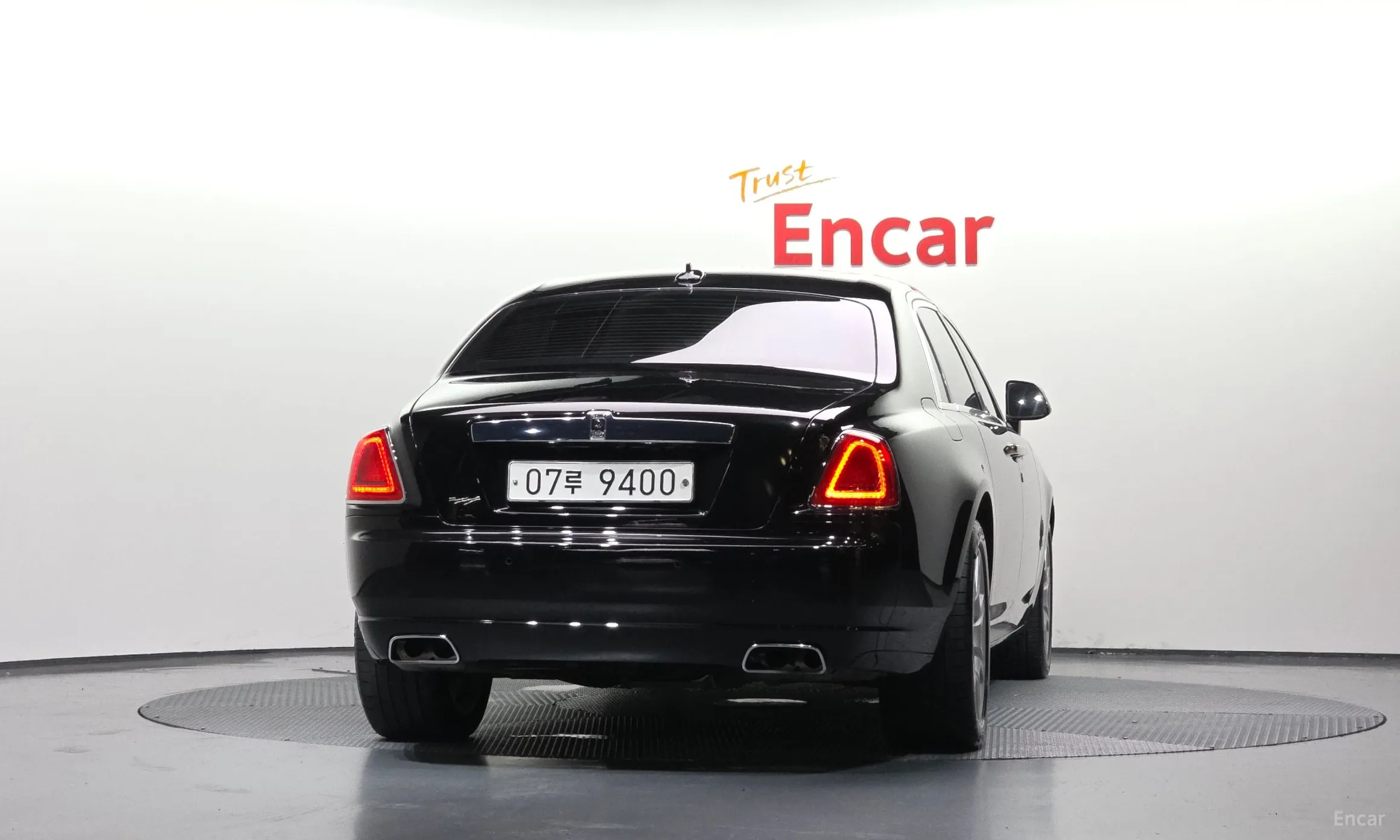 Rolls-Royce Ghost превью 4