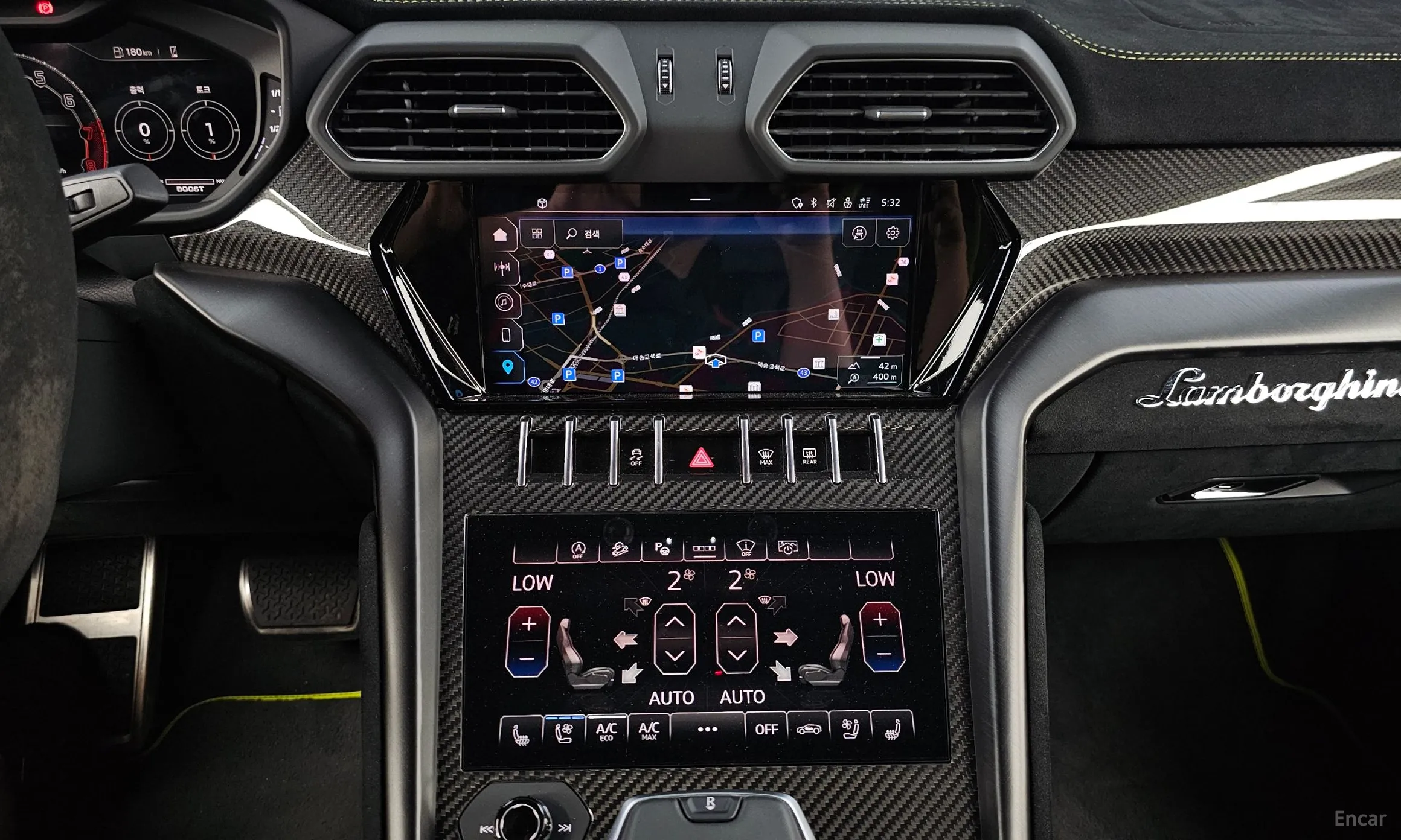 Lamborghini Urus превью 14