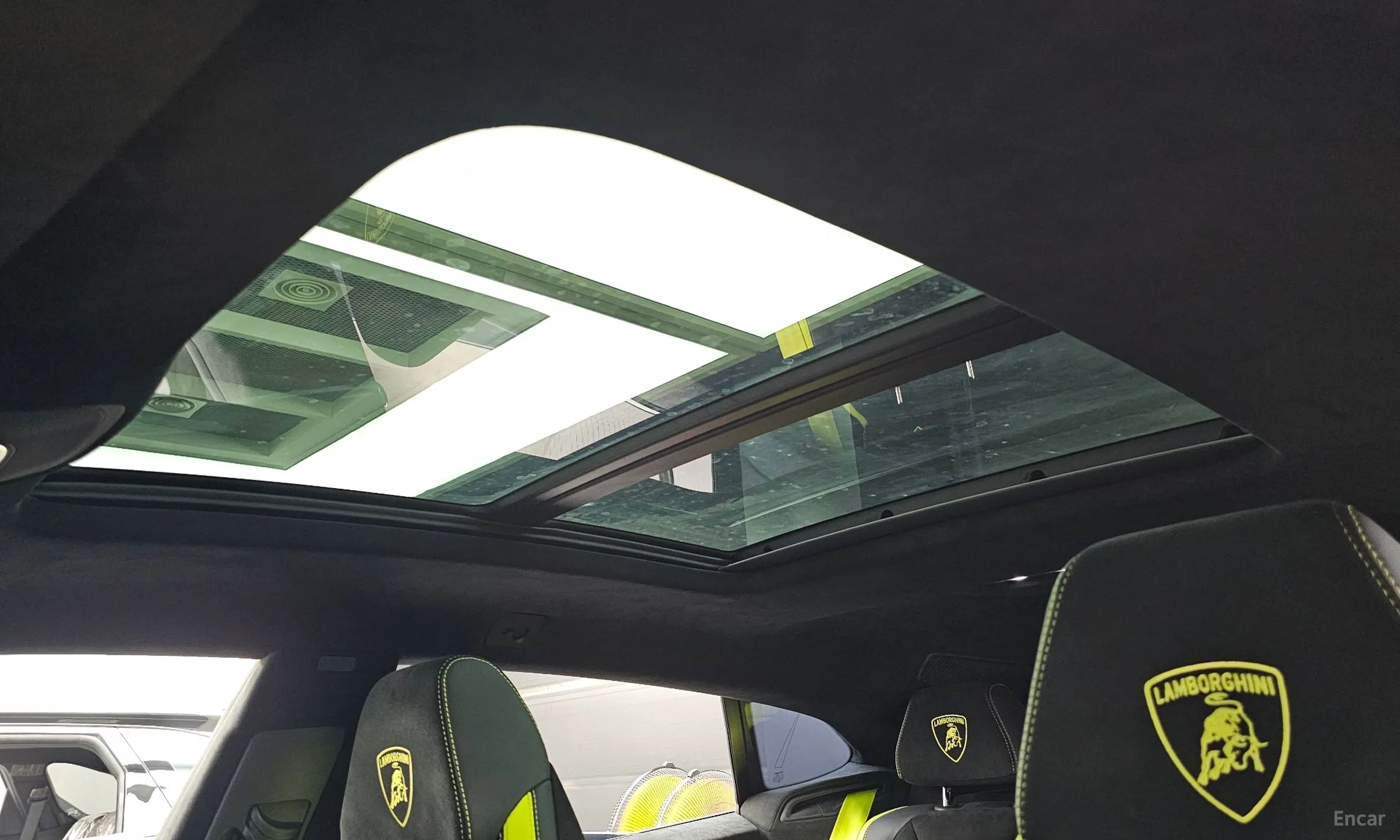 Lamborghini Urus превью 18