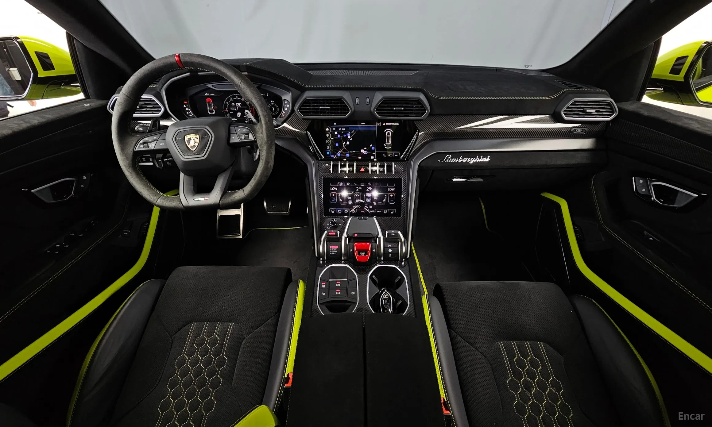 Lamborghini Urus превью 7