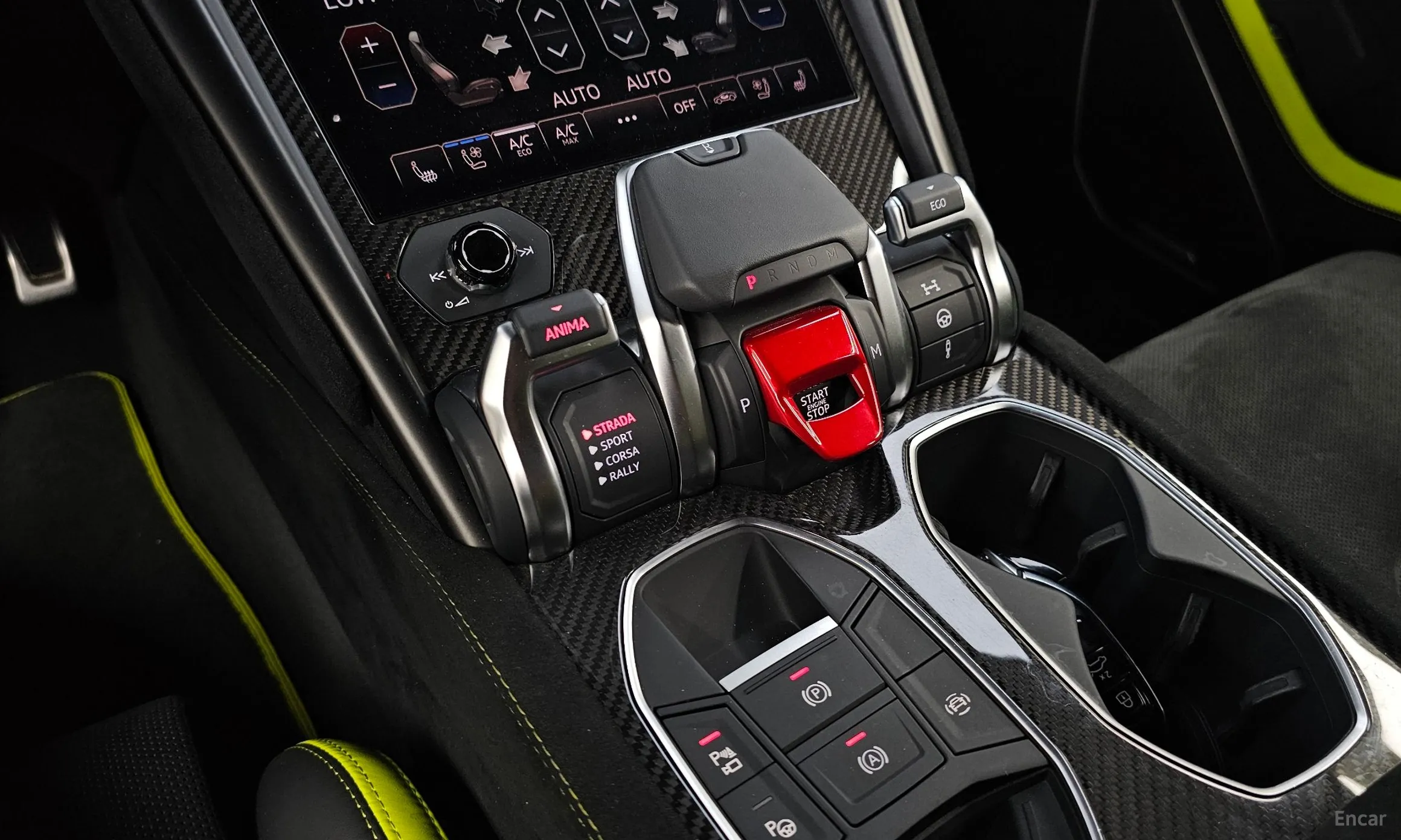 Lamborghini Urus превью 9