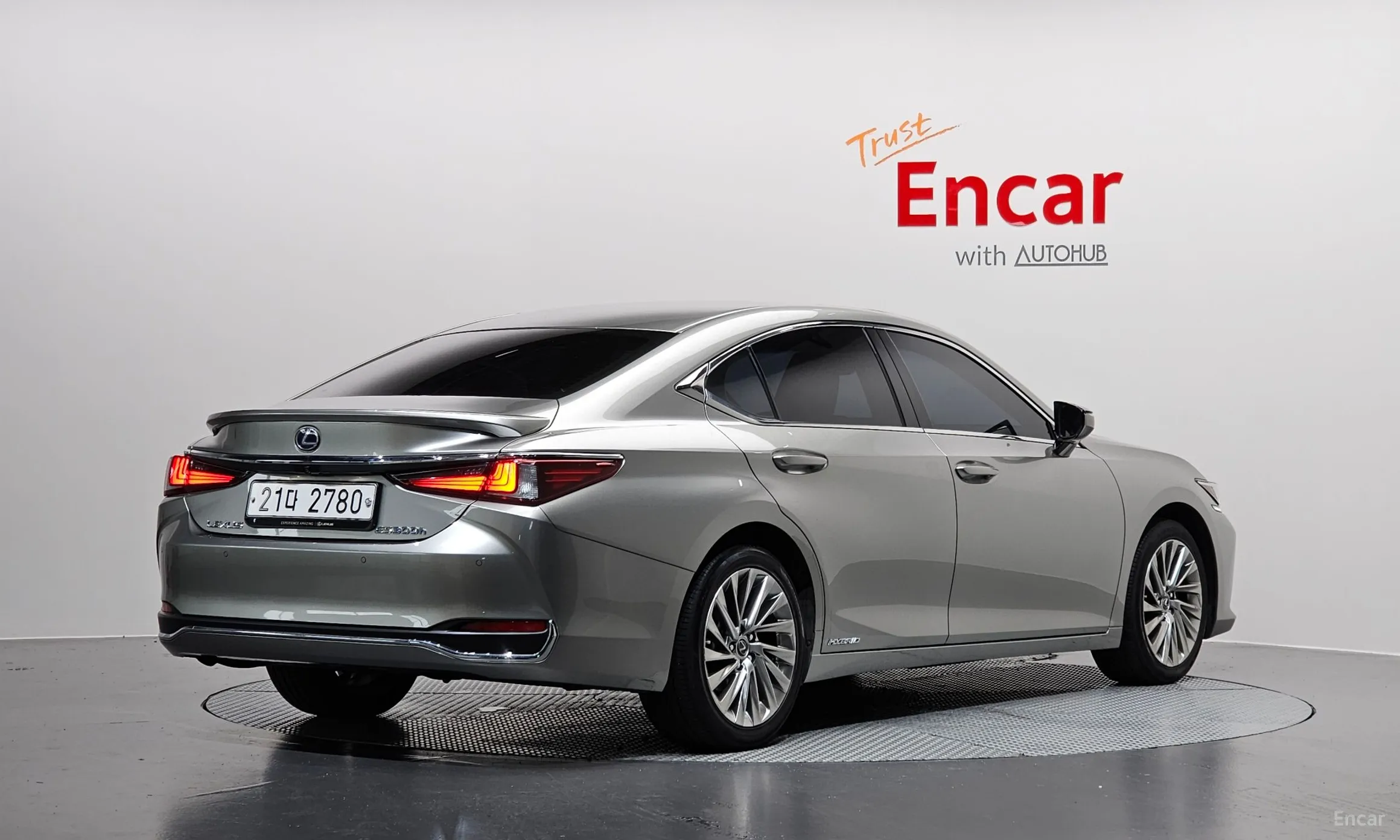 Lexus ES300h 7th Generation