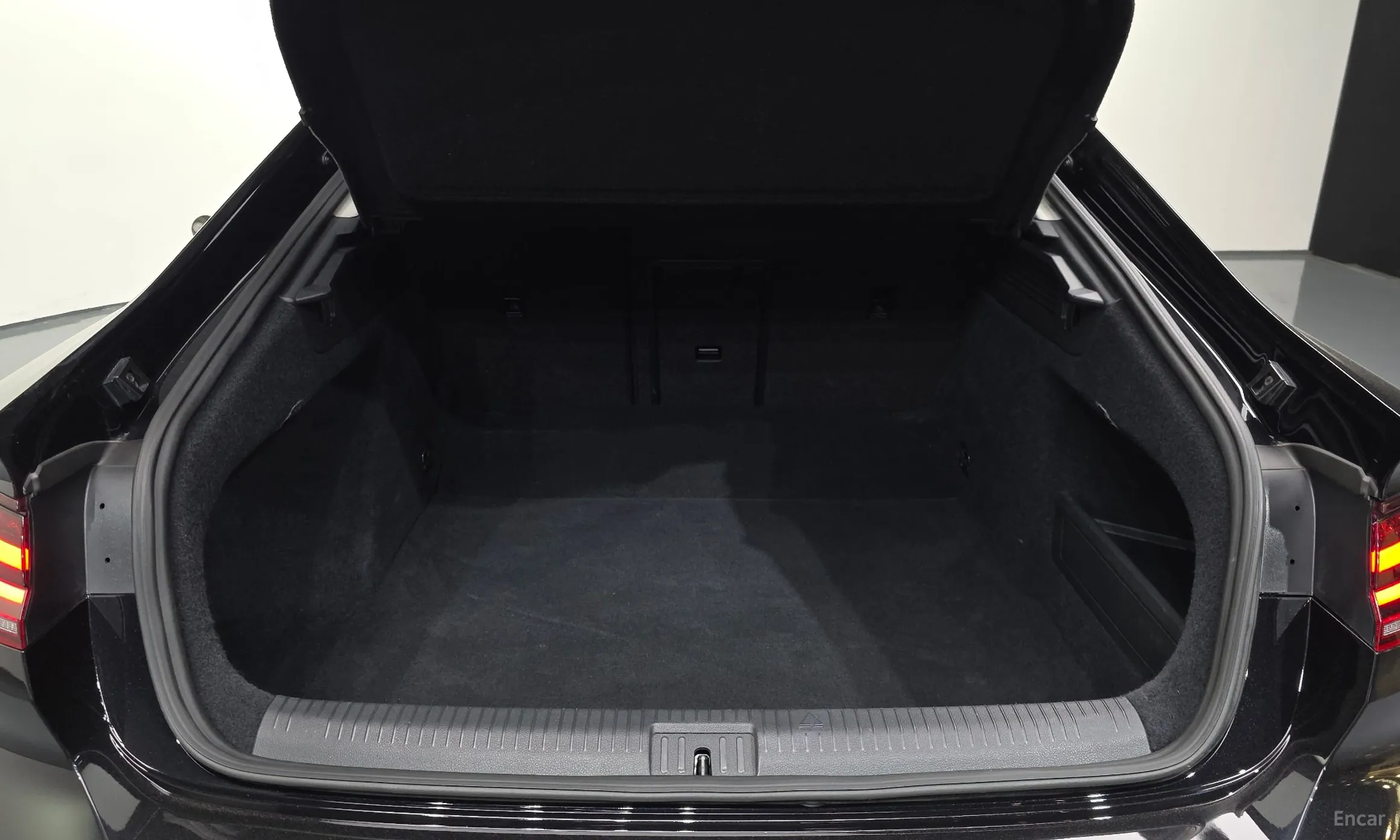 Volkswagen Ateon превью 20