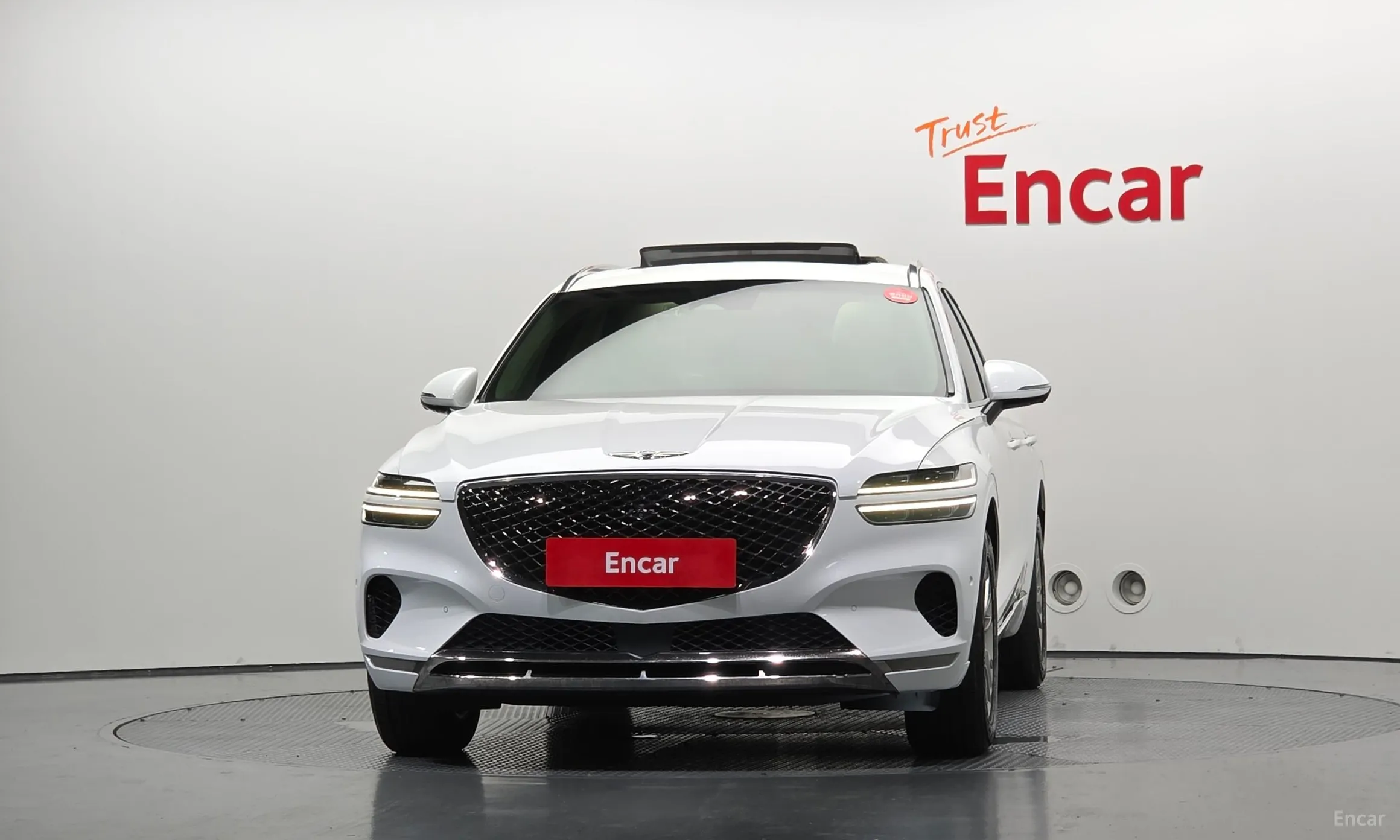 Genesis GV70 превью 3