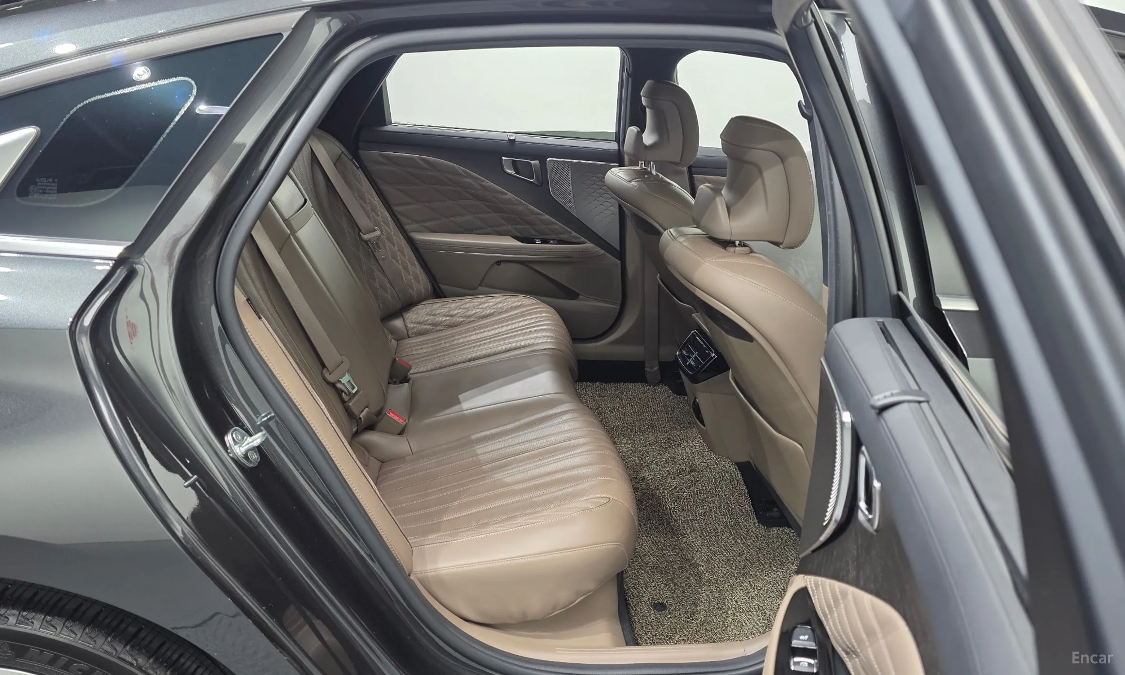 Kia K8 Hybrid превью 12