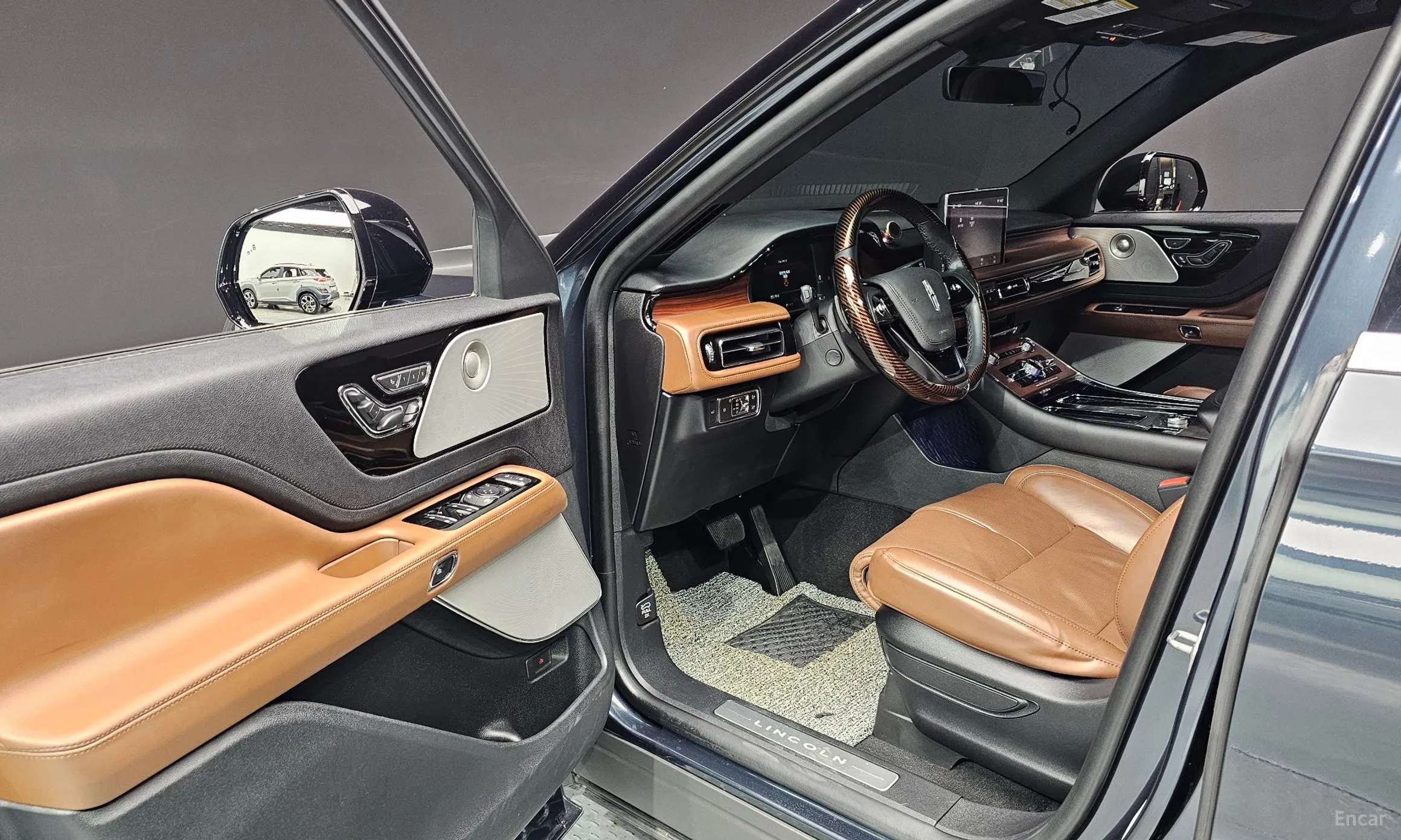 Lincoln Aviator 2nd Generation превью 10