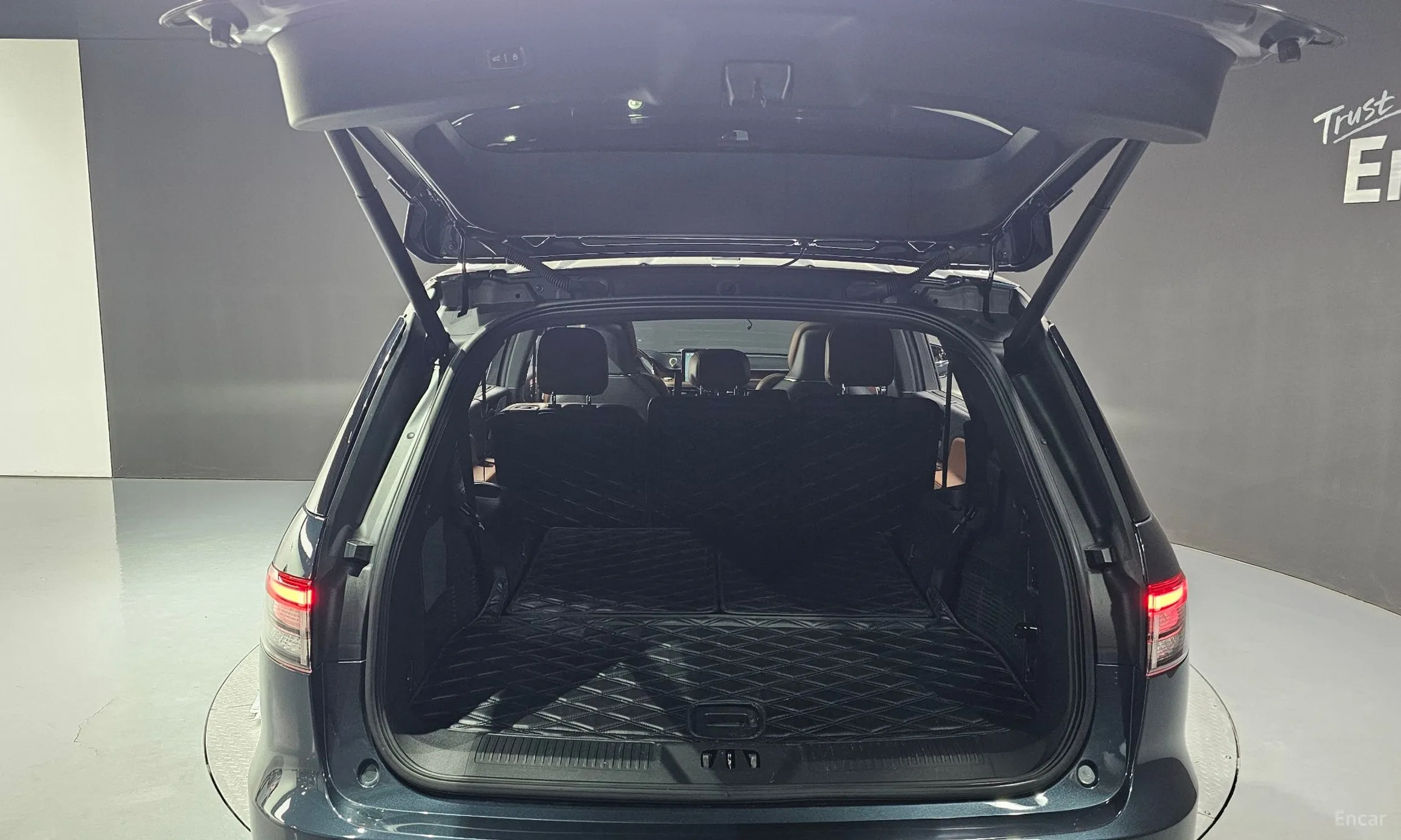 Lincoln Aviator 2nd Generation превью 20