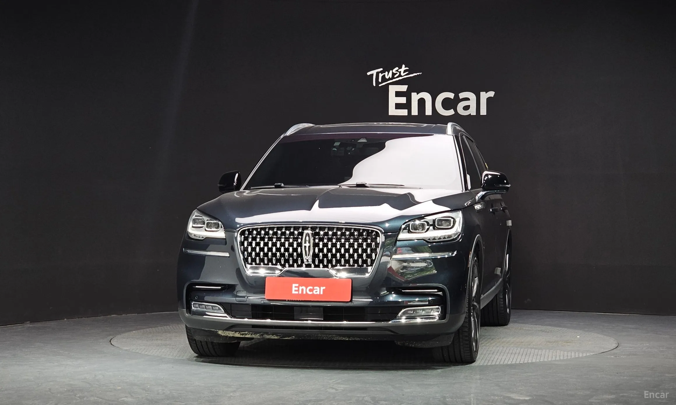 Lincoln Aviator 2nd Generation превью 3