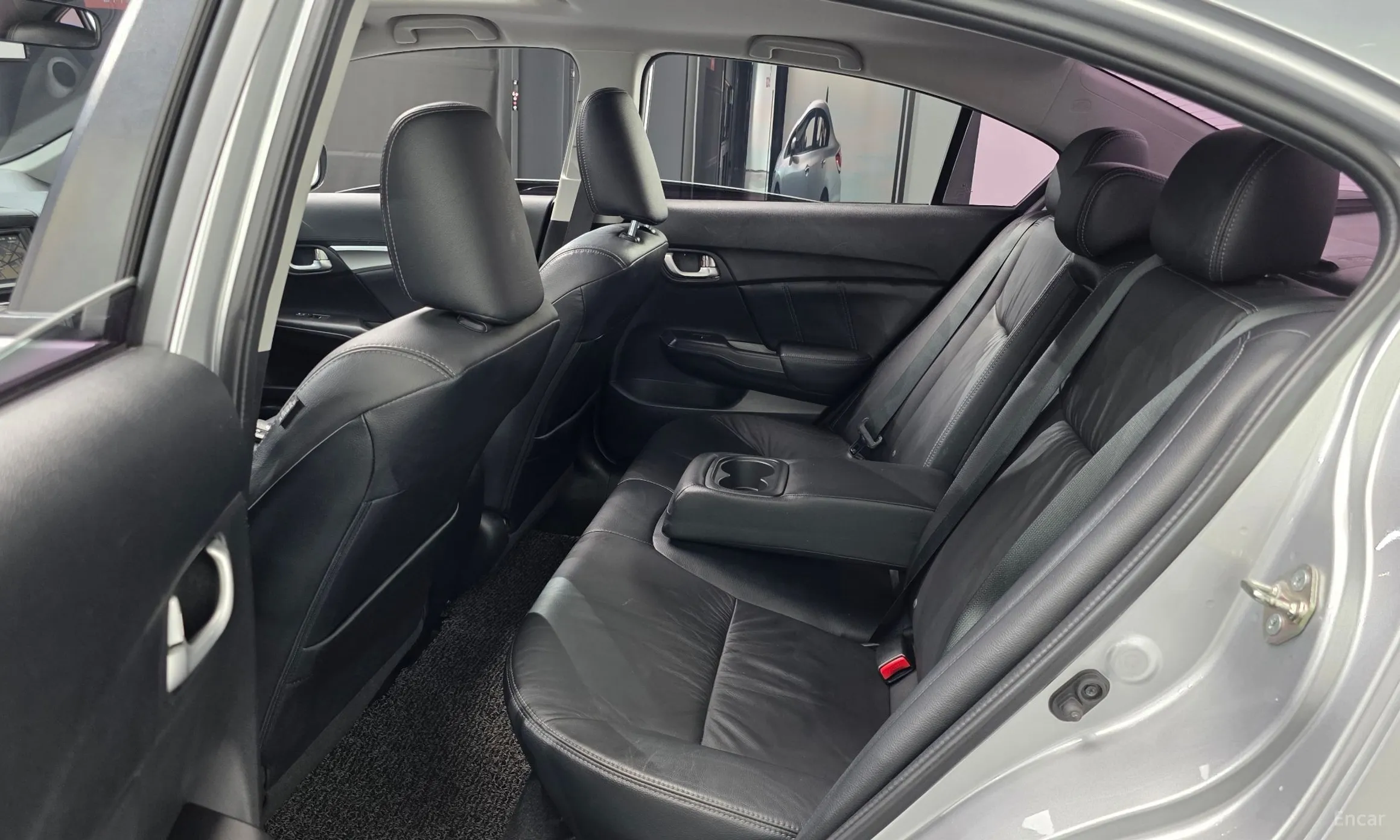 Honda Civic превью 12