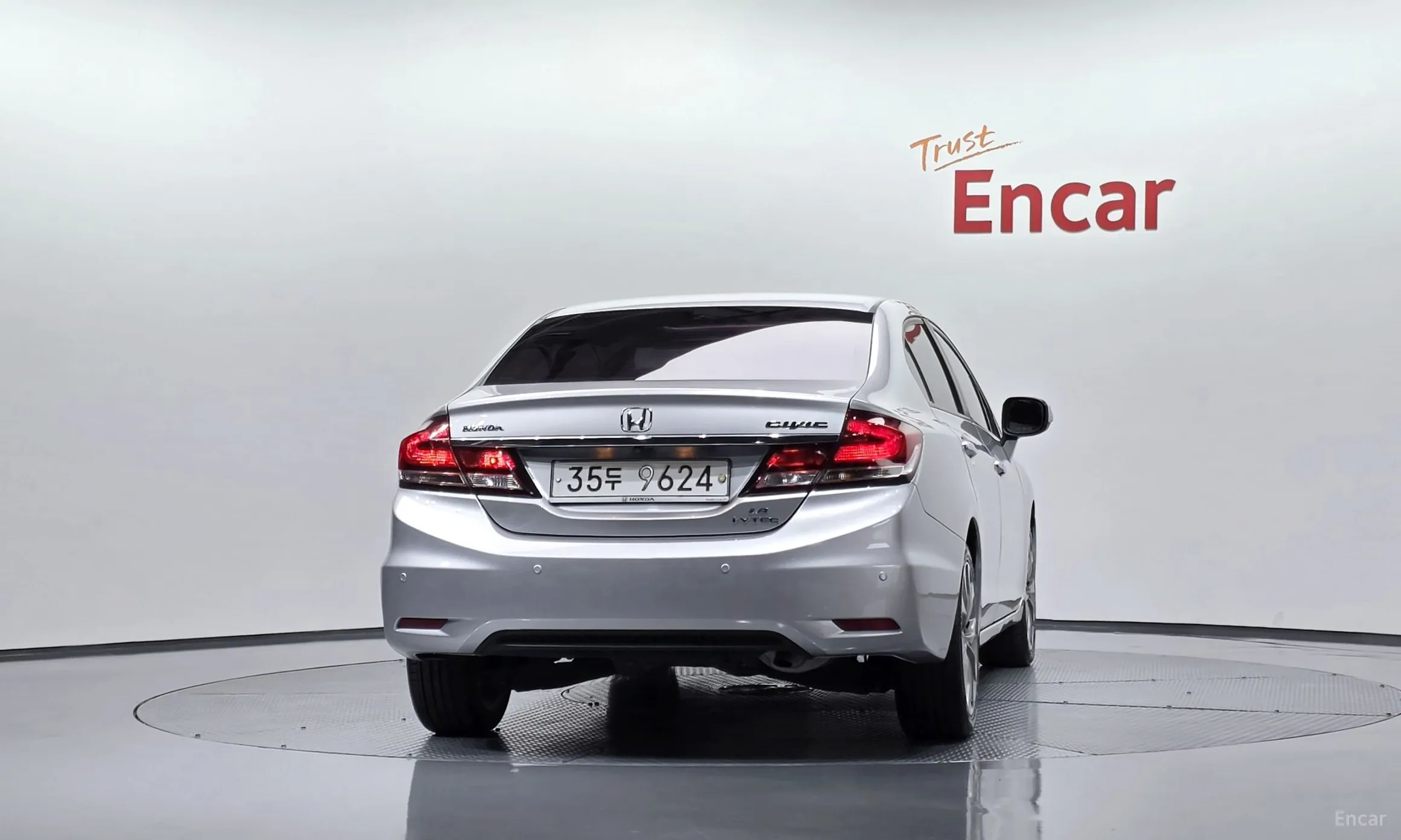 Honda Civic превью 4