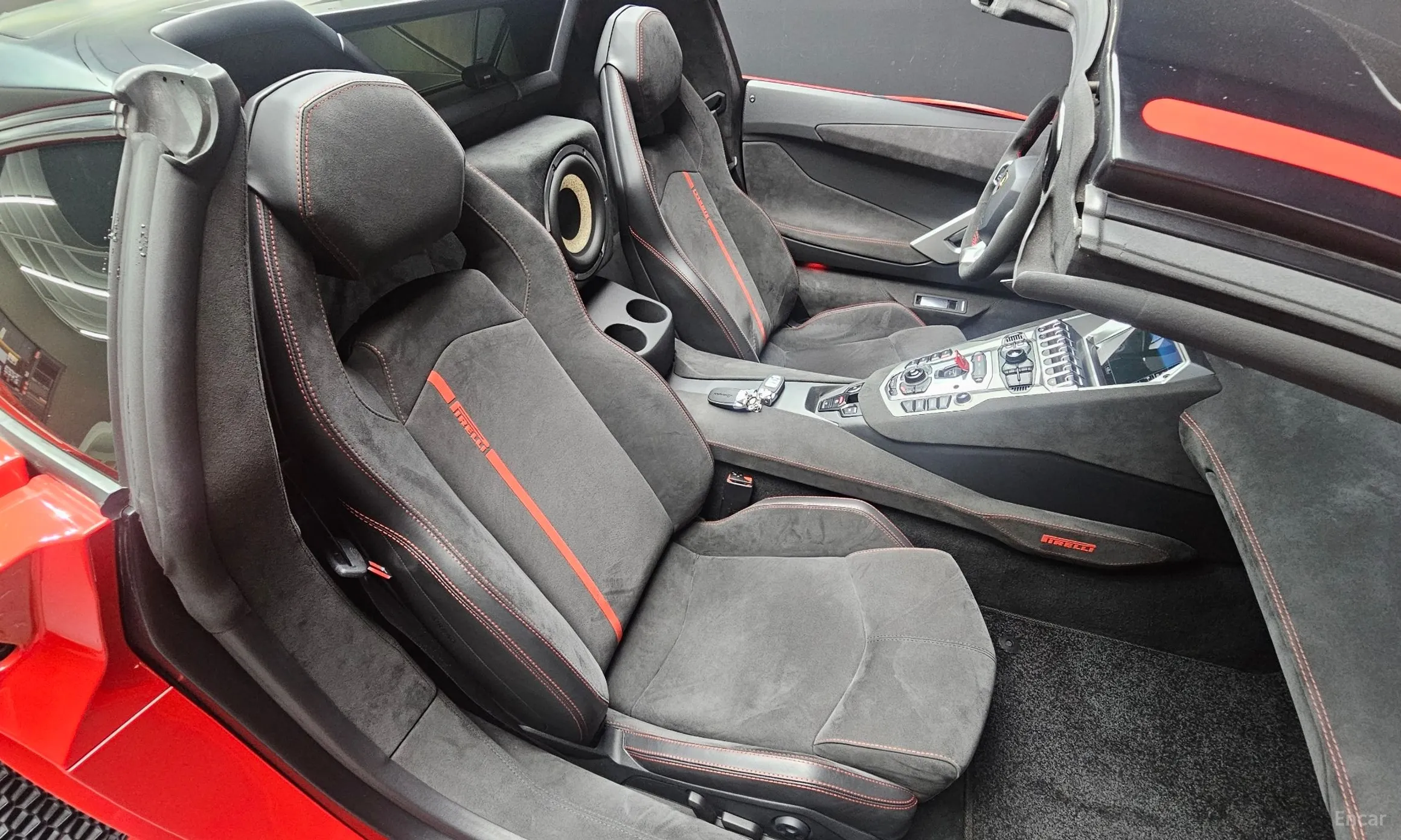 Lamborghini Aventador превью 11