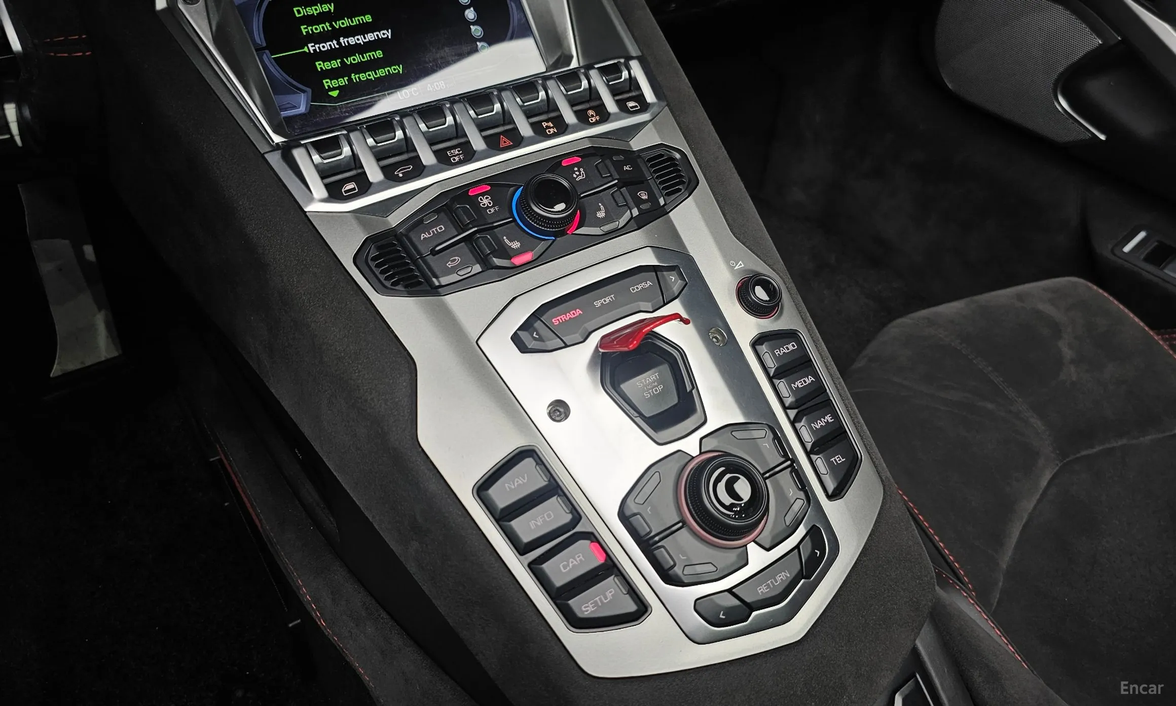 Lamborghini Aventador превью 15