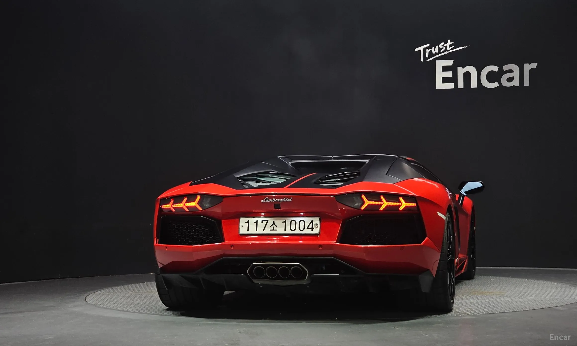 Lamborghini Aventador превью 4