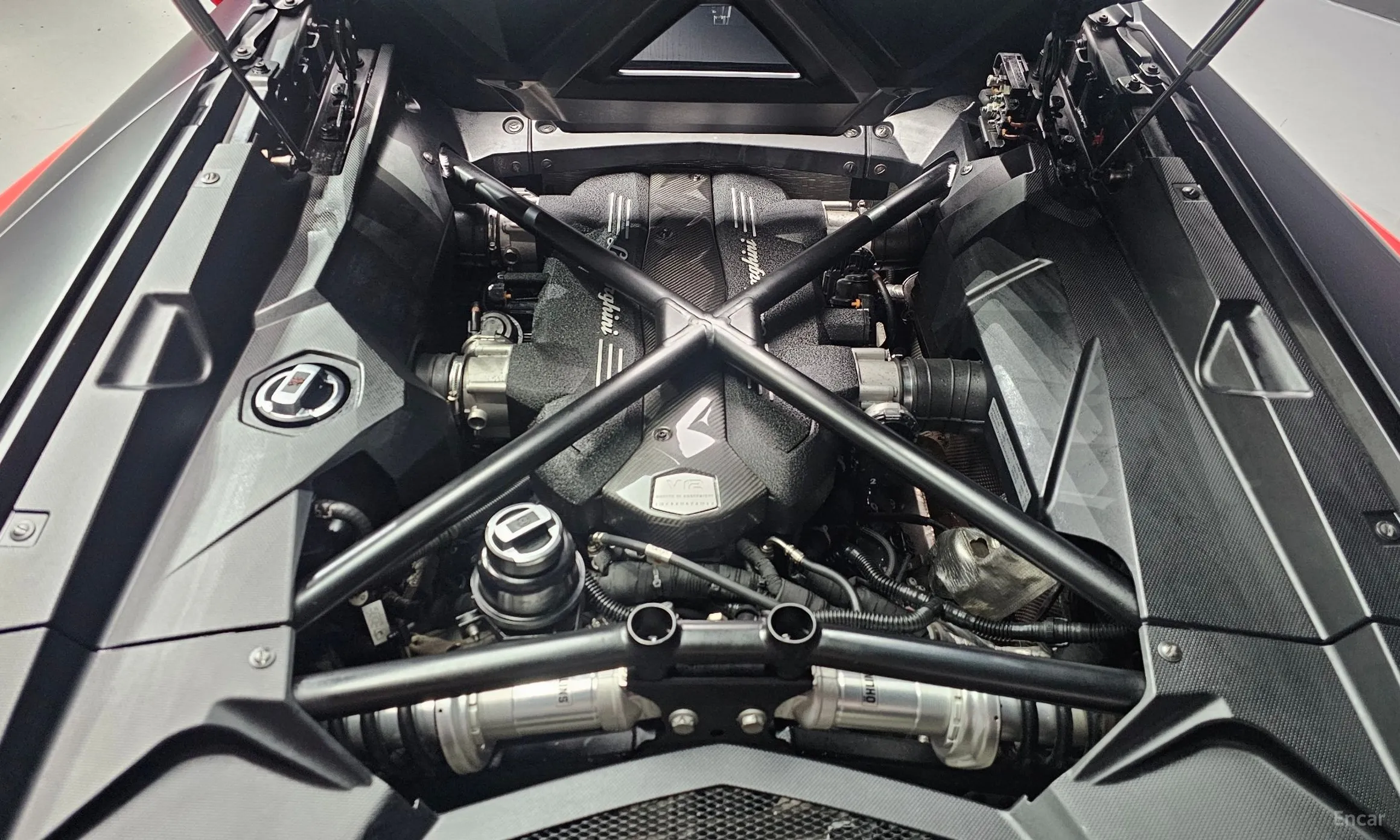 Lamborghini Aventador превью 6