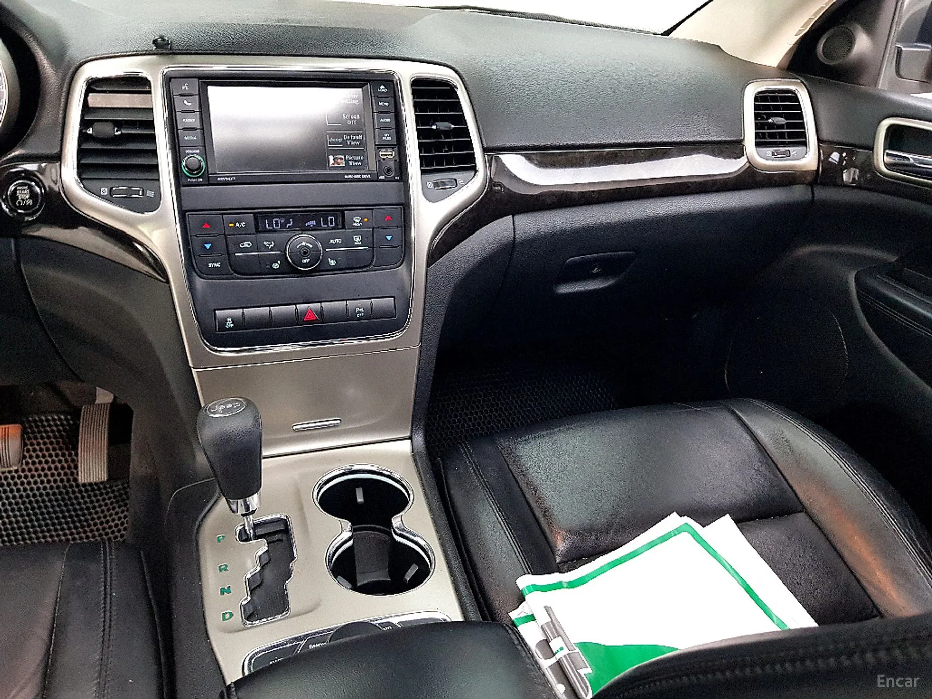 Jeep Grand Cherokee превью 10