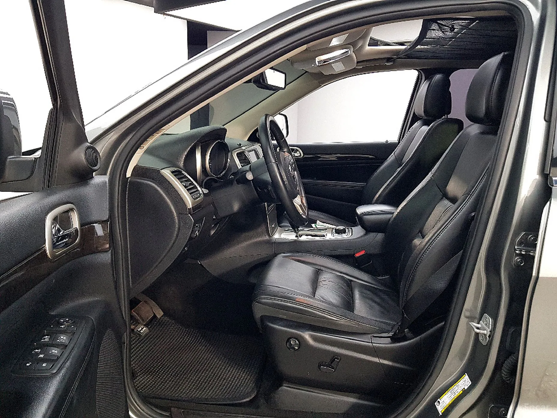 Jeep Grand Cherokee превью 8