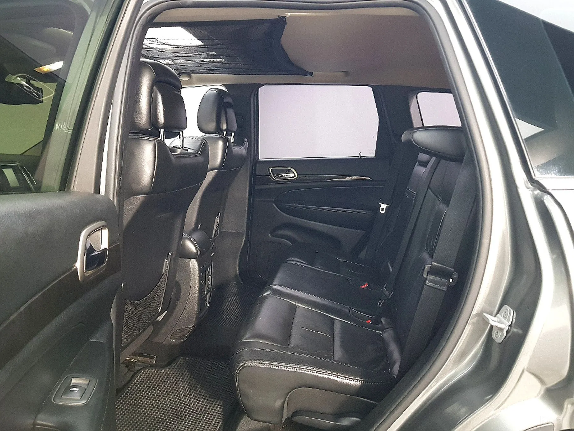 Jeep Grand Cherokee превью 9