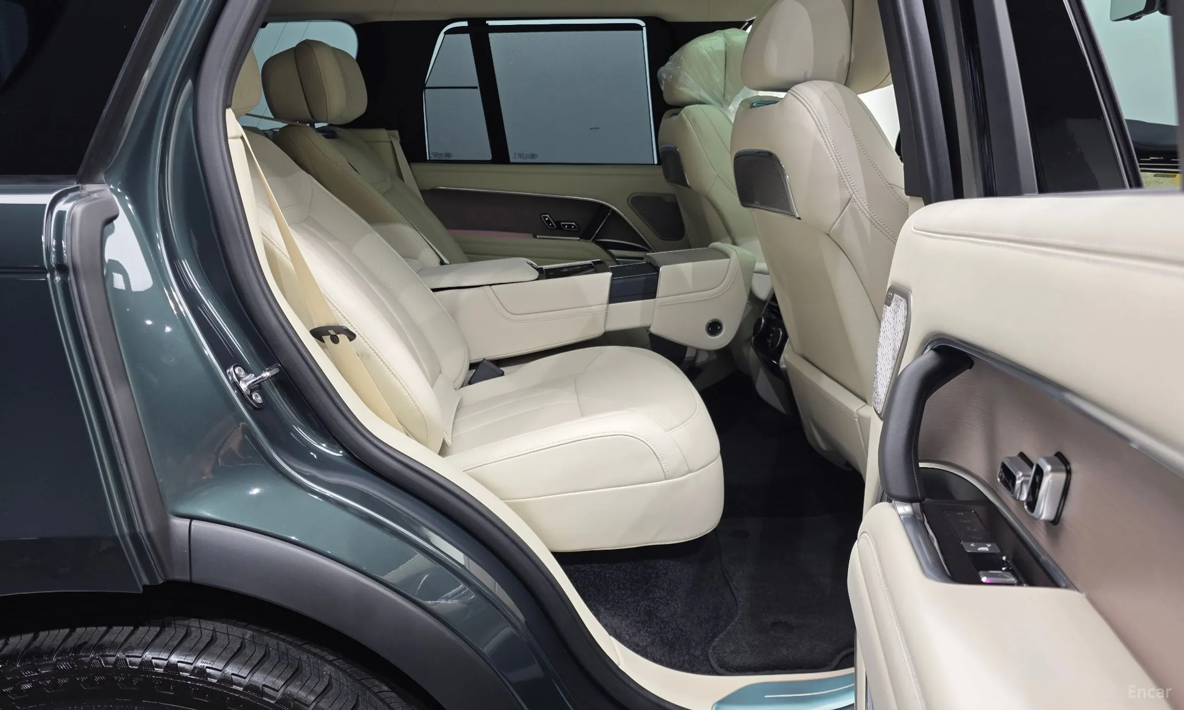 Land Rover Range Rover 5th Generation превью 12