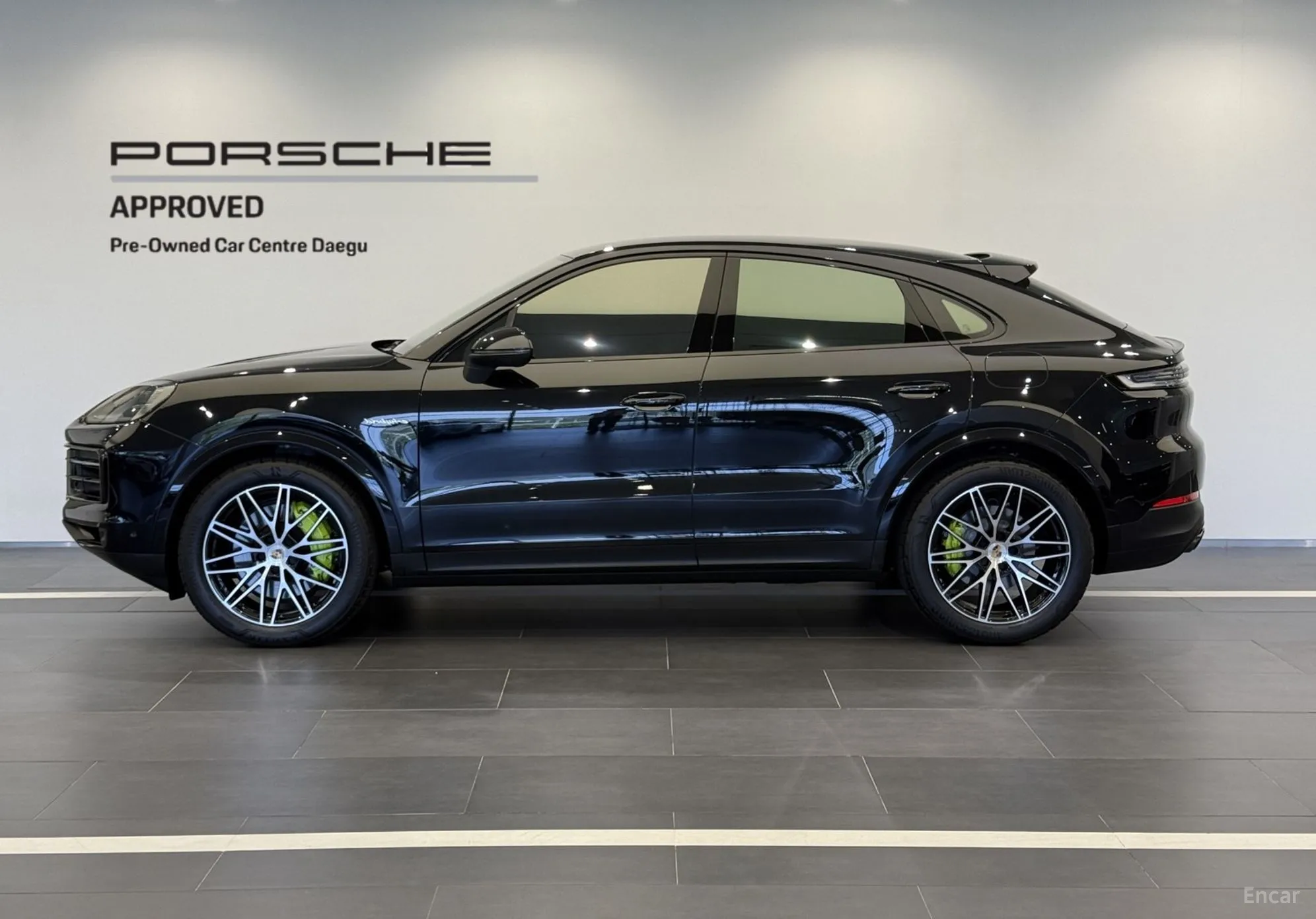 Porsche Cayenne (PO536) превью 3