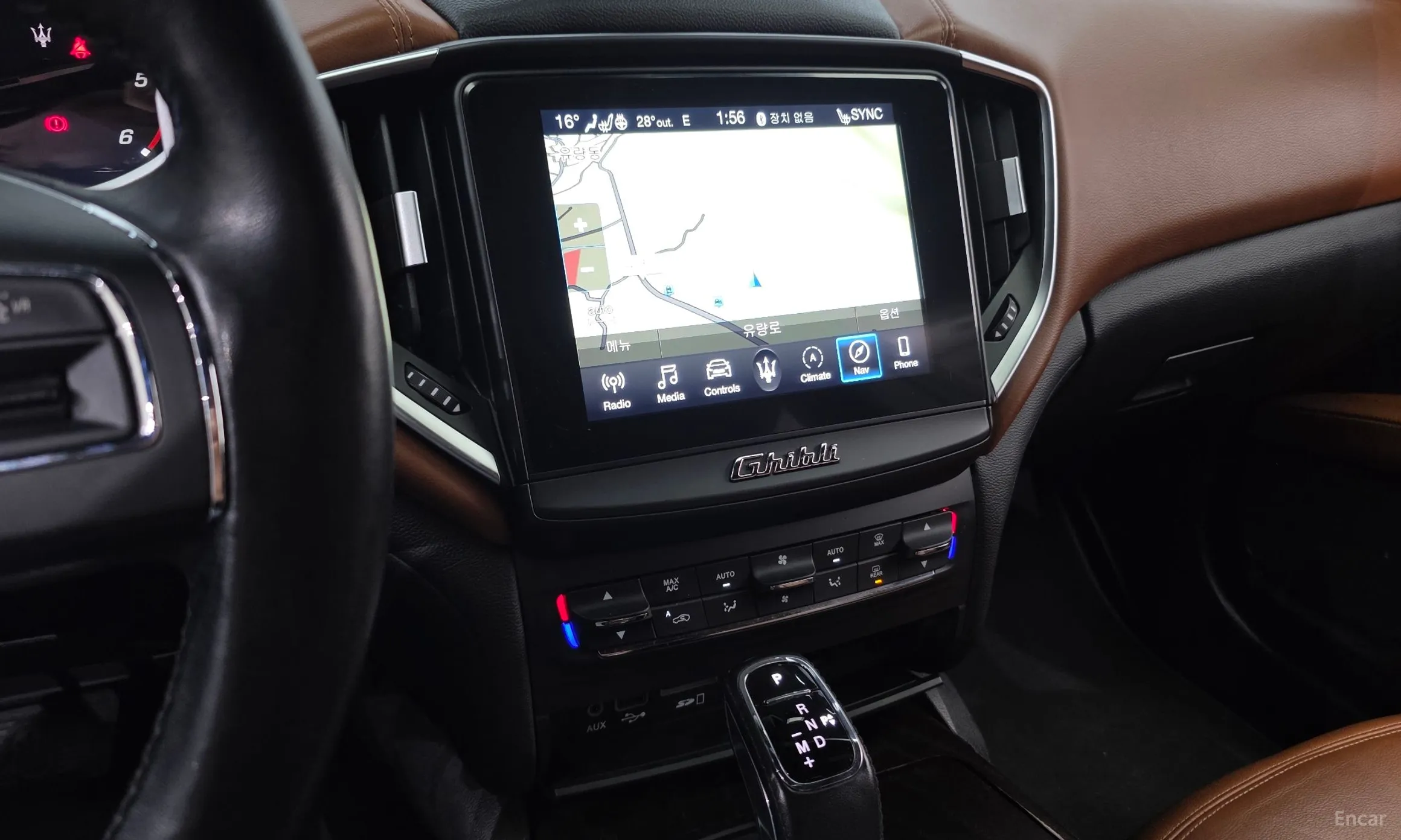 Maserati Ghibli превью 13