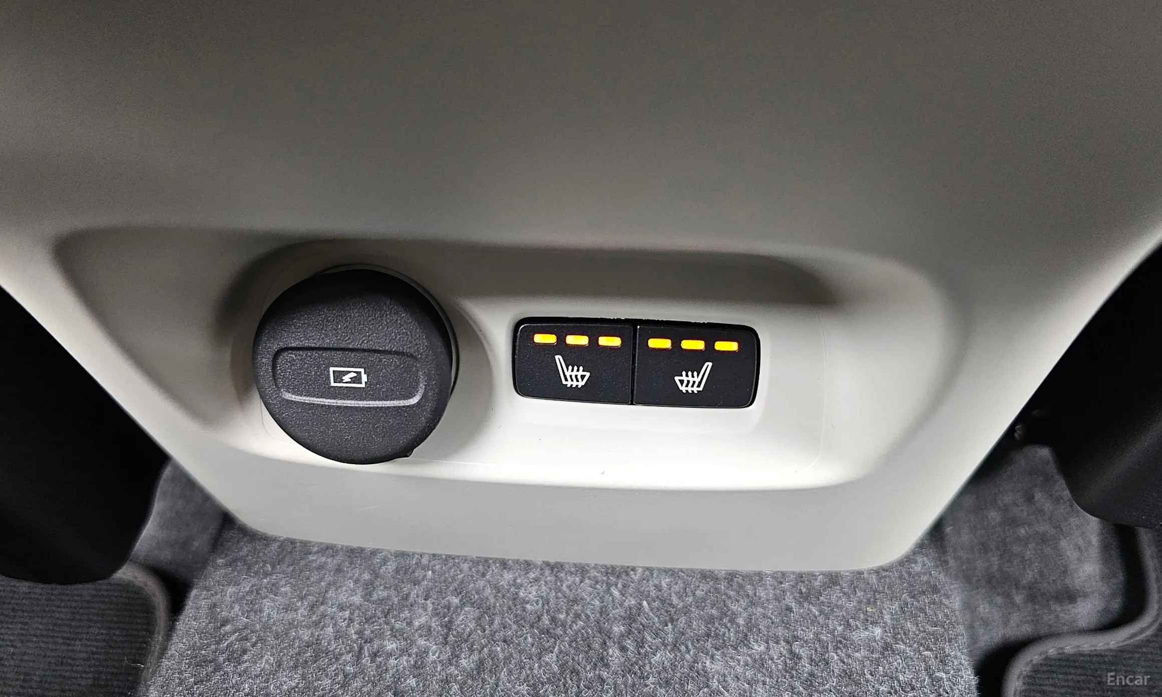 Volvo XC40 превью 19