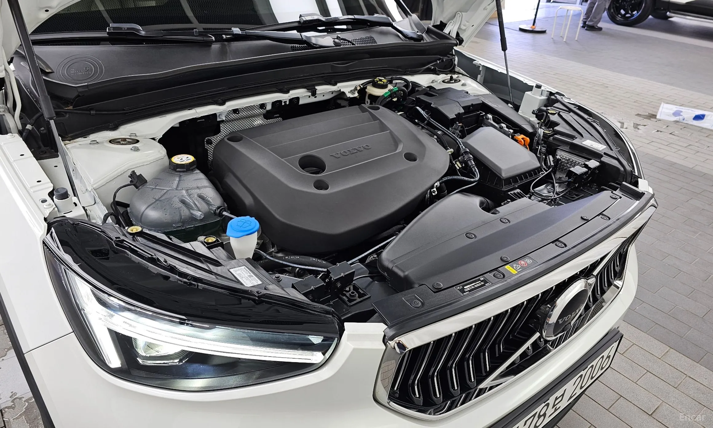 Volvo XC40 превью 6