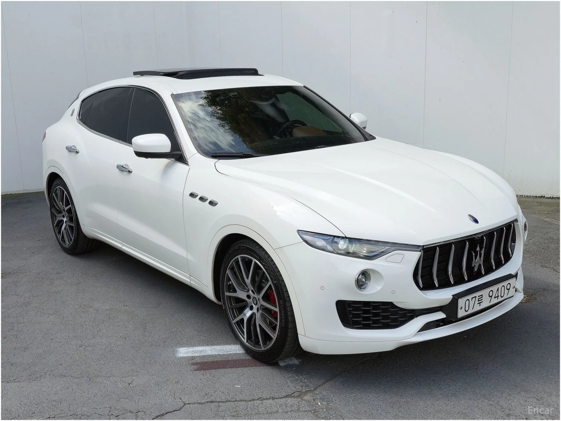 Maserati Levante превью 3
