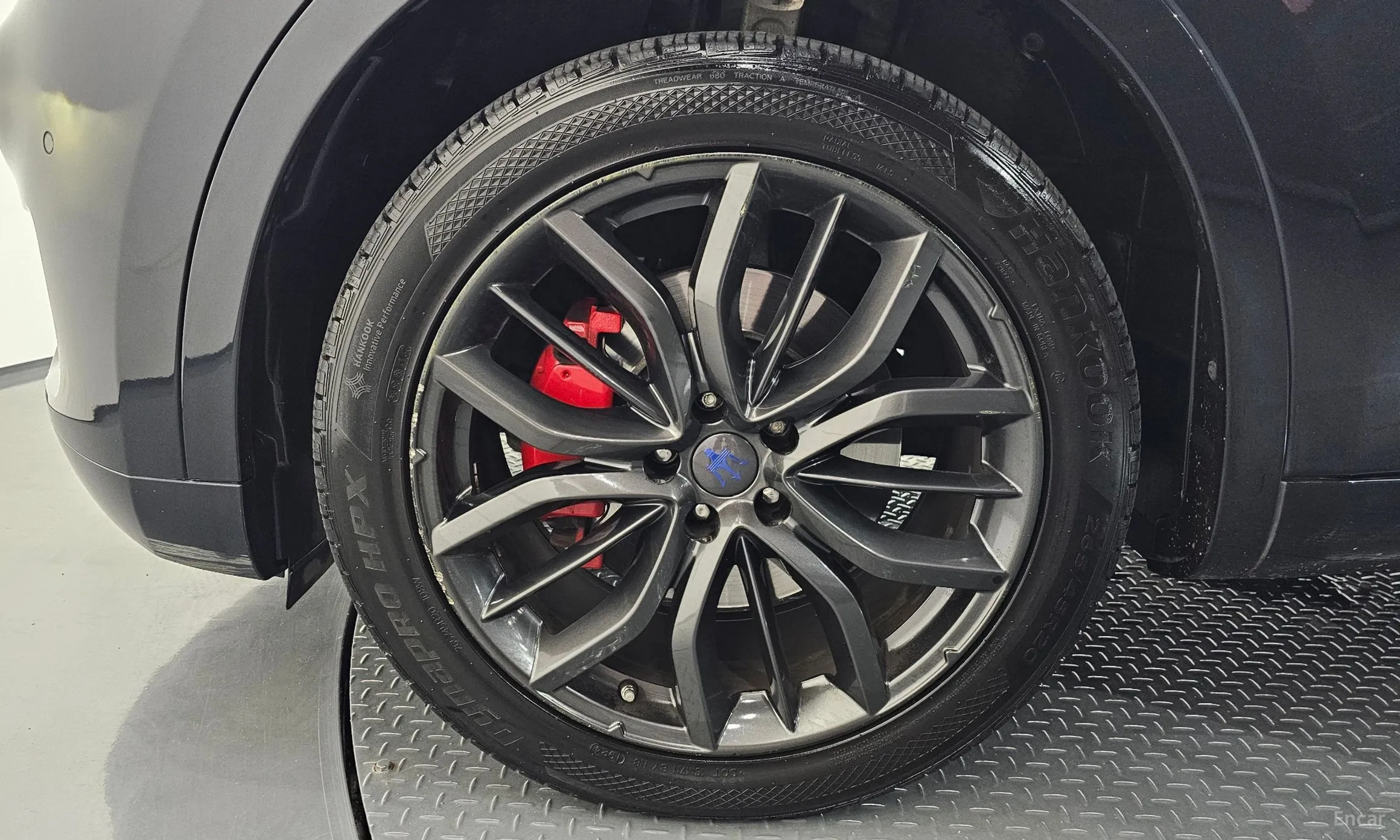 Maserati Levante превью 5