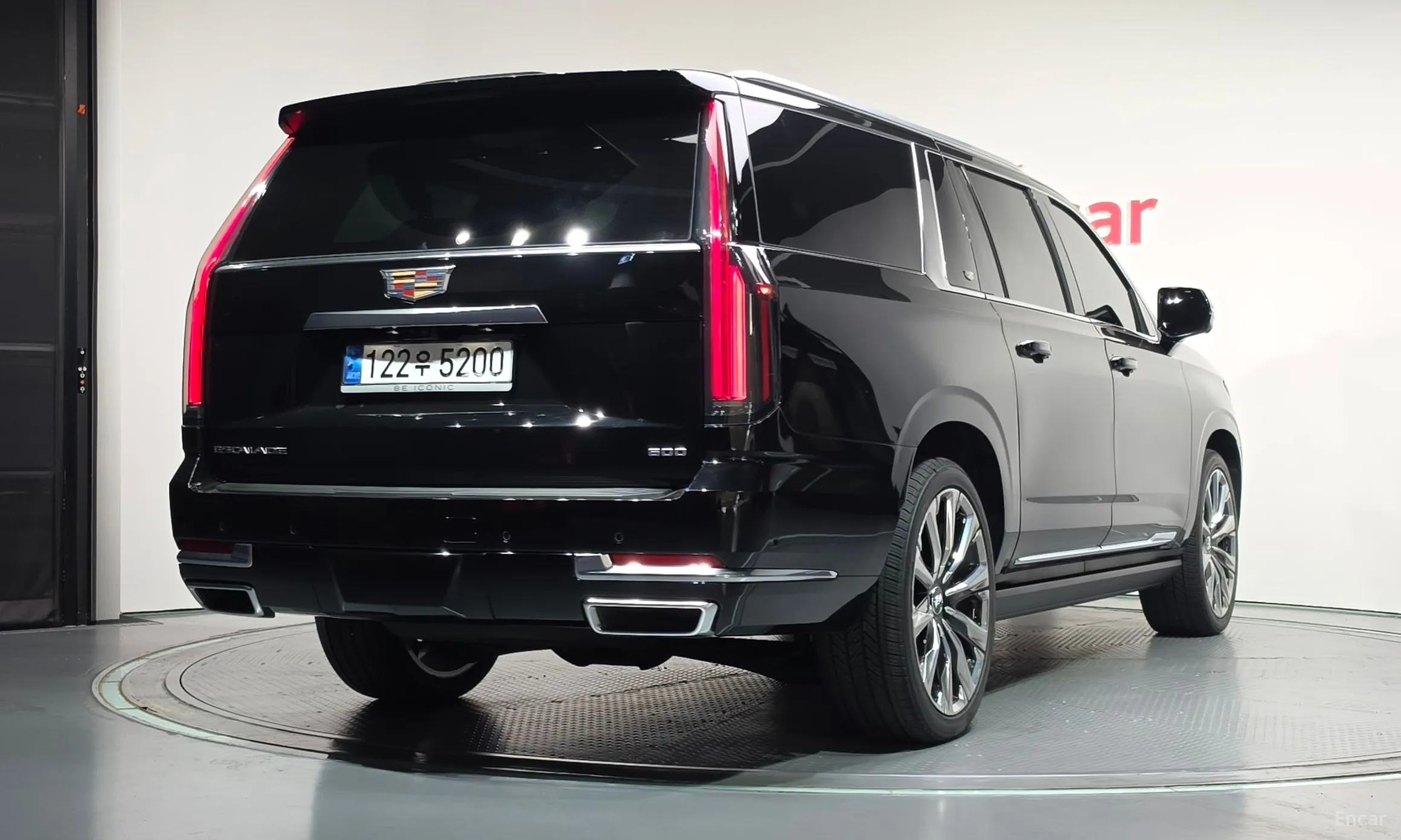 Cadillac Escalade 5th Generation превью 2