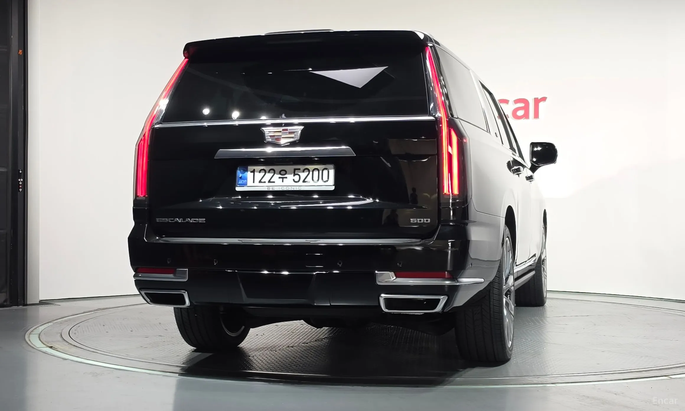 Cadillac Escalade 5th Generation превью 4