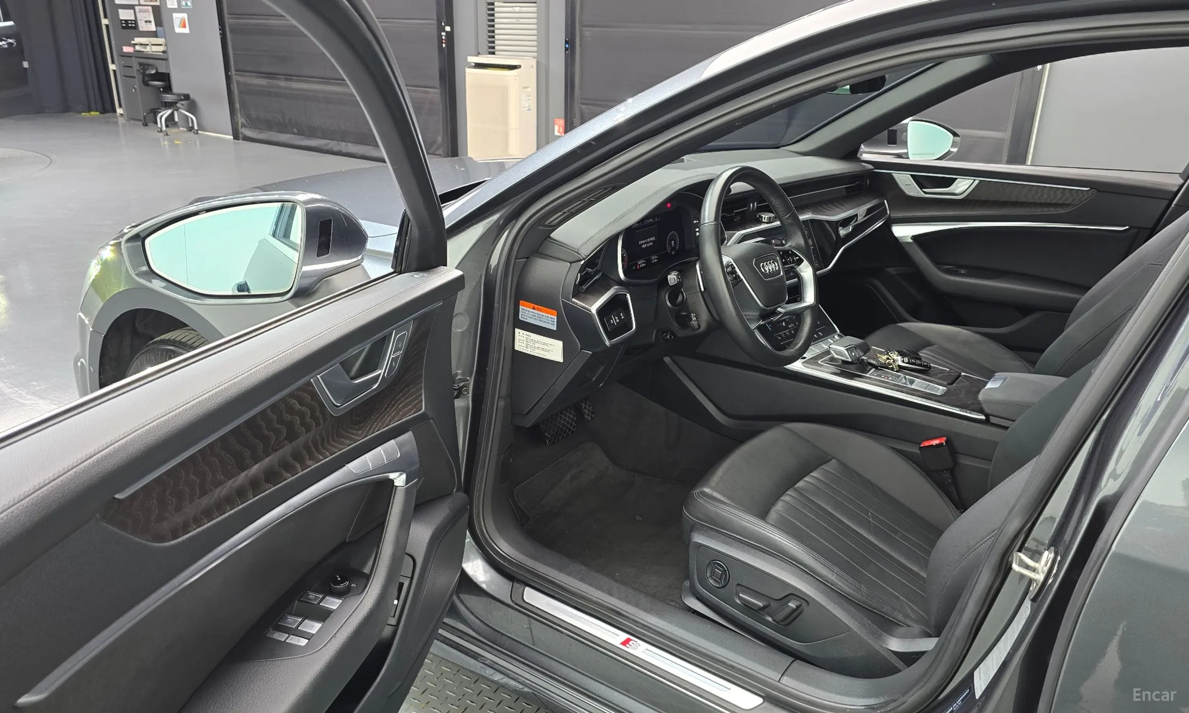Audi A6 (C8) превью 10