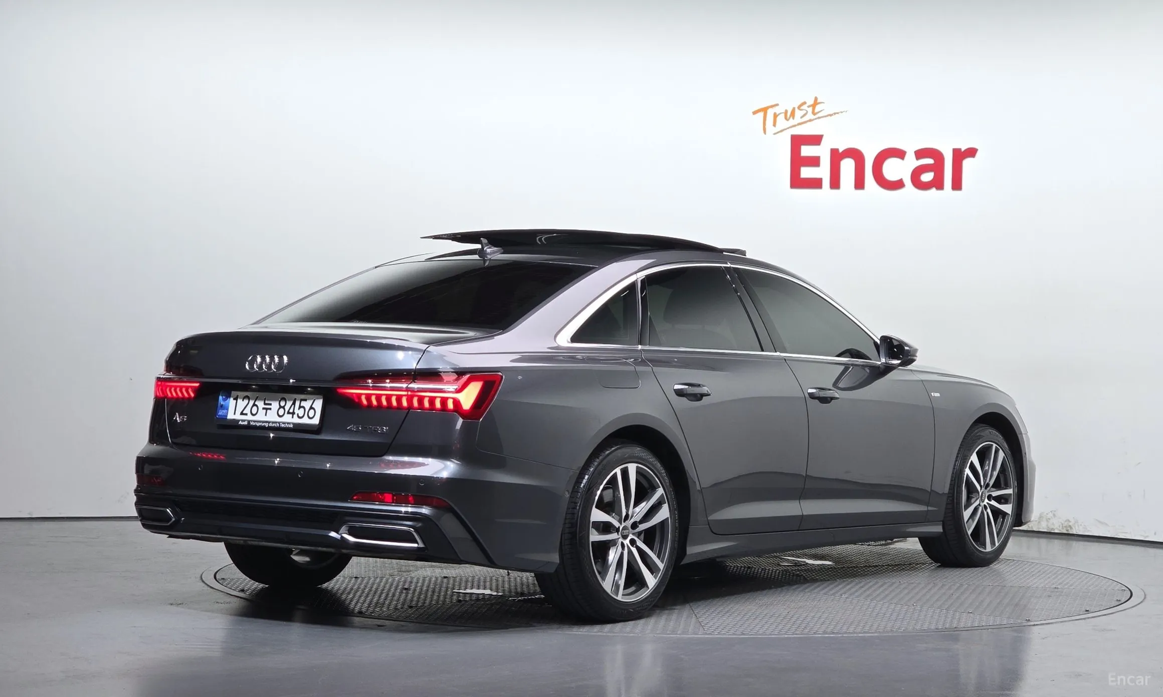Audi A6 (C8)