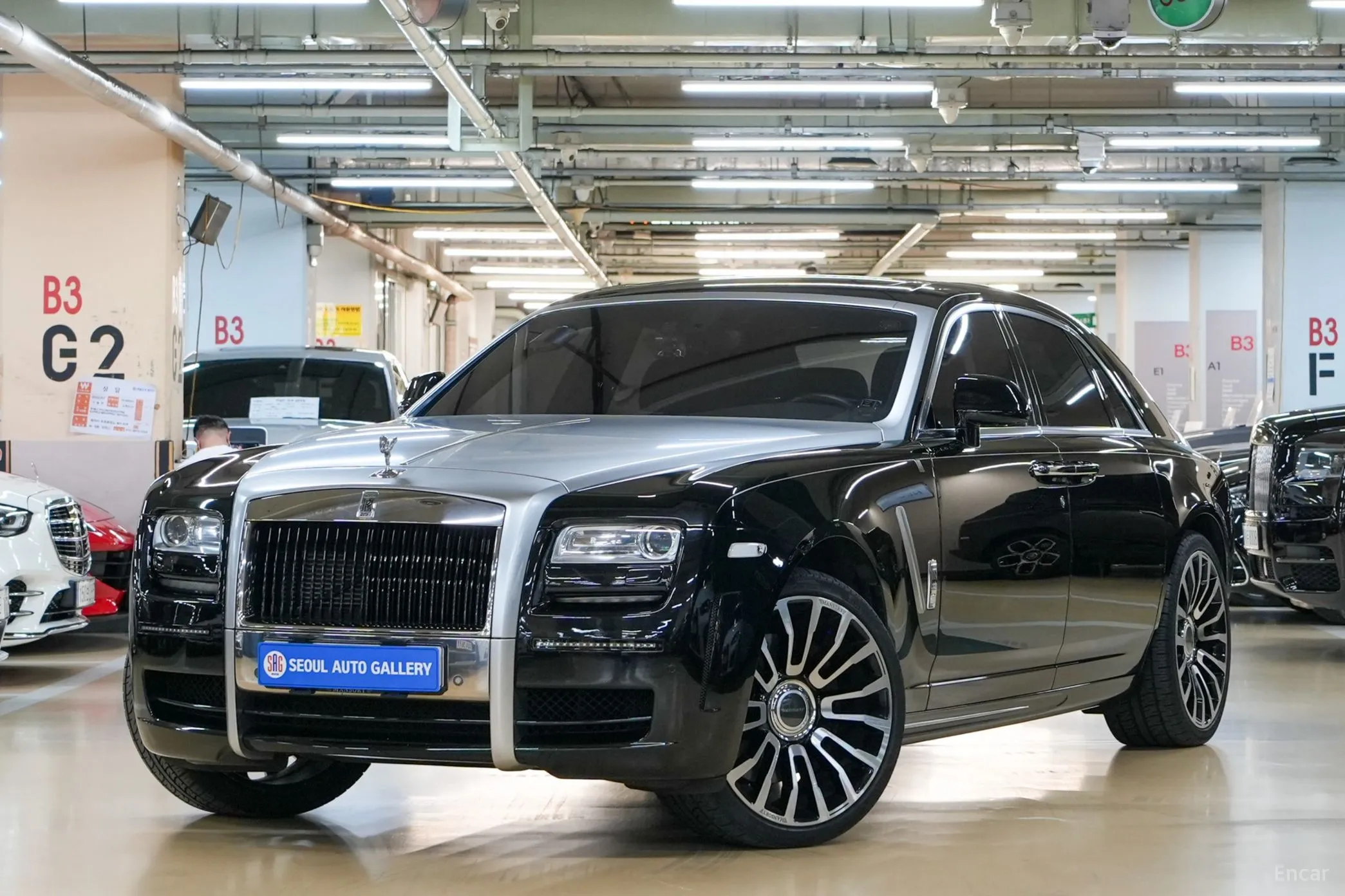 Rolls-Royce Ghost превью 3